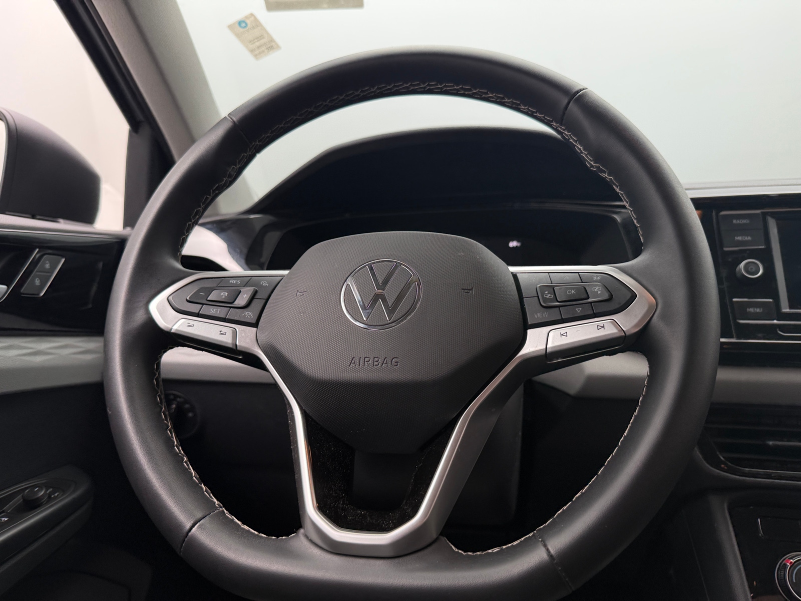 Thumbnail: 2024 Volkswagen Taos - 5