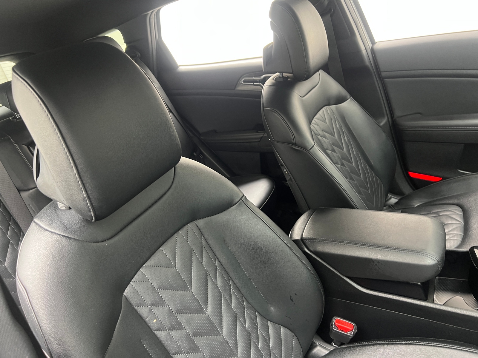 Thumbnail: 2023 Kia Sportage - 2