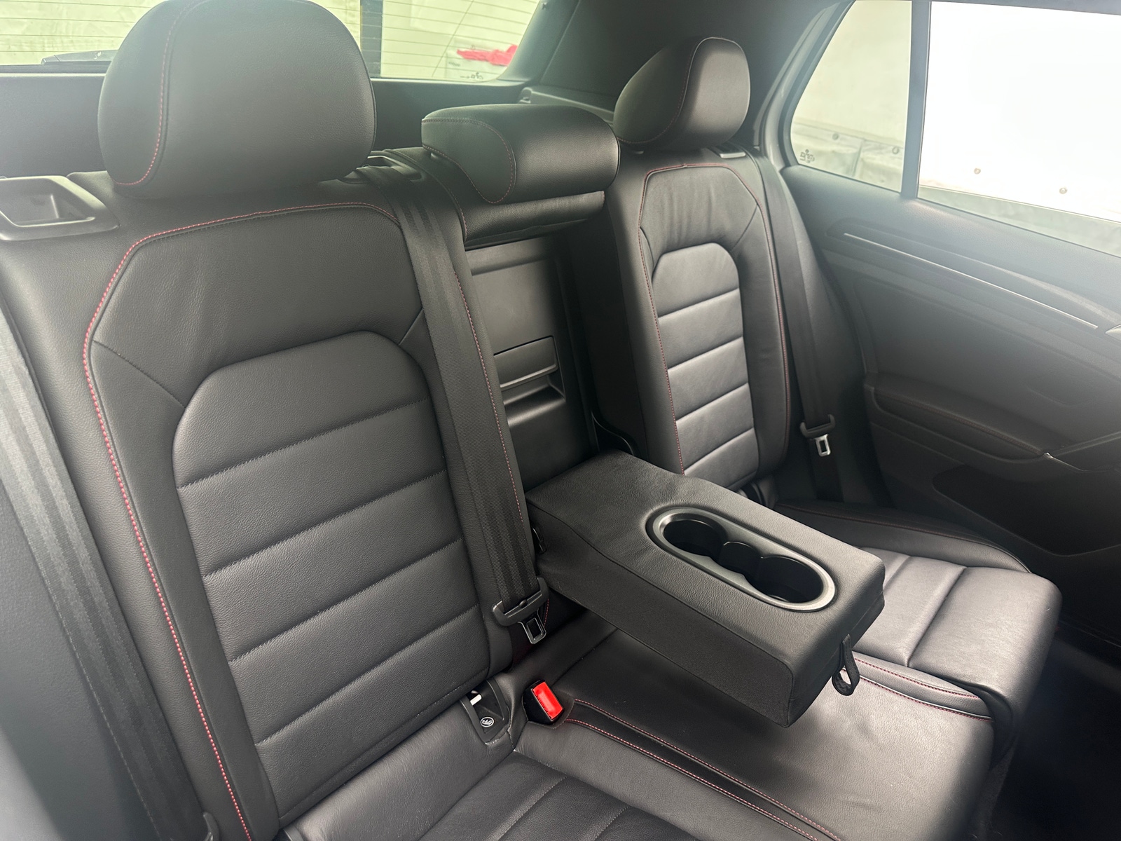 Thumbnail: 2017 Volkswagen Golf - 6