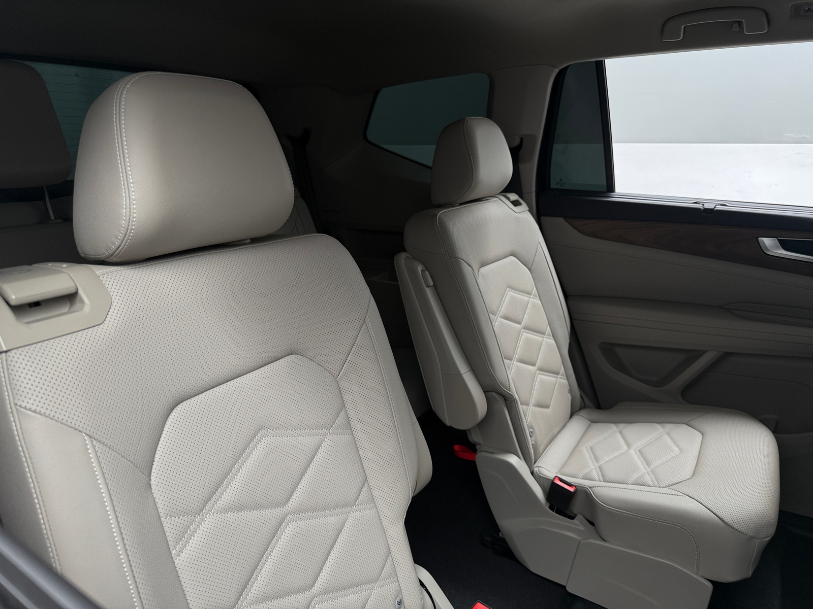 Thumbnail: 2025 Volkswagen Atlas - 5