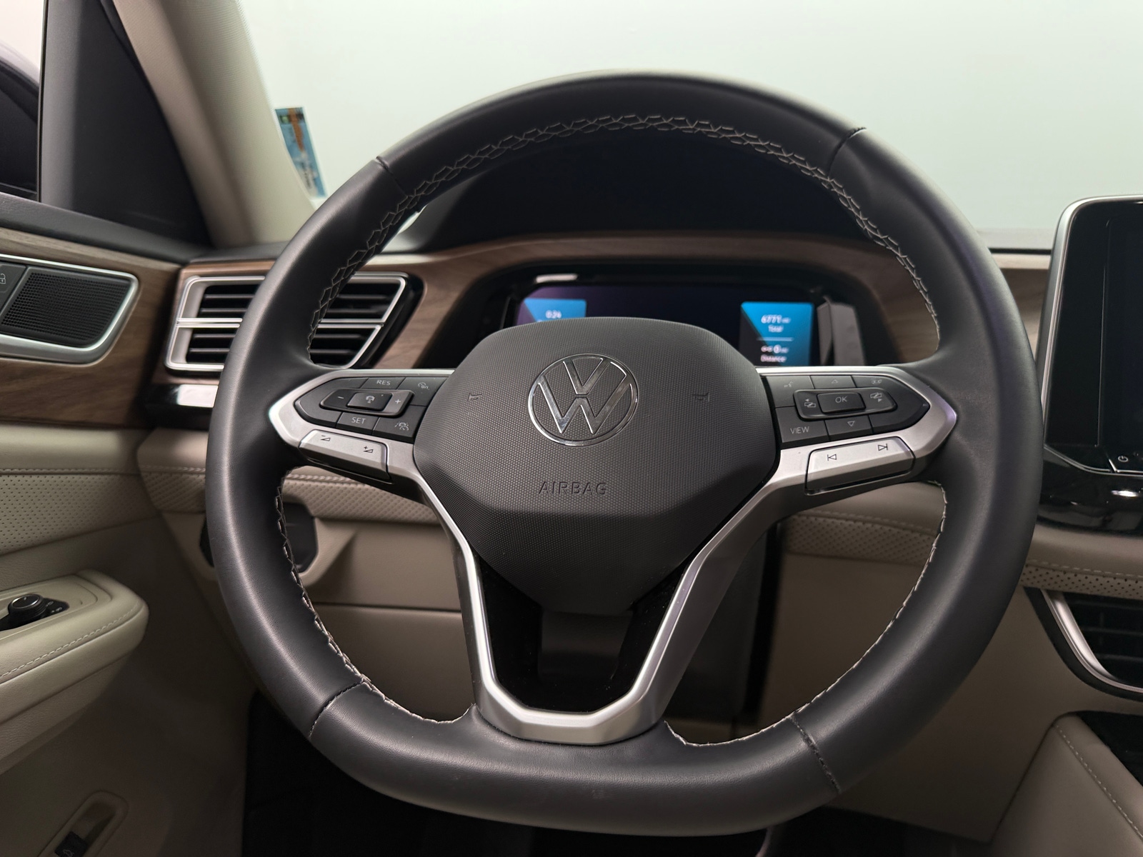 Thumbnail: 2025 Volkswagen Atlas - 4