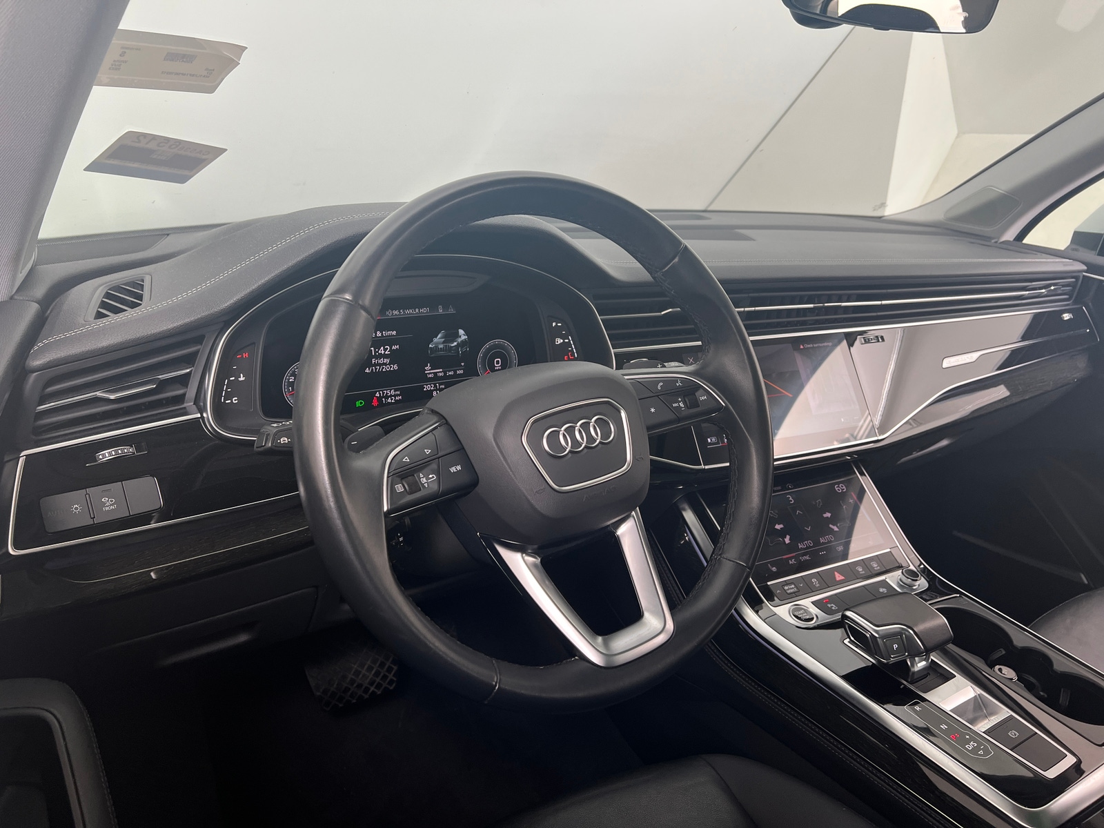 Thumbnail: 2023 Audi Q7 - 2