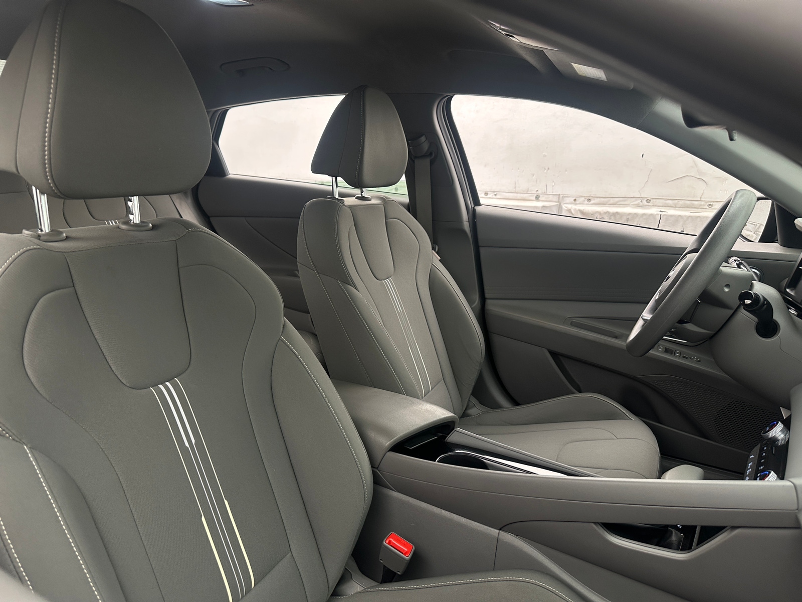 Thumbnail: 2023 Hyundai Elantra - 2