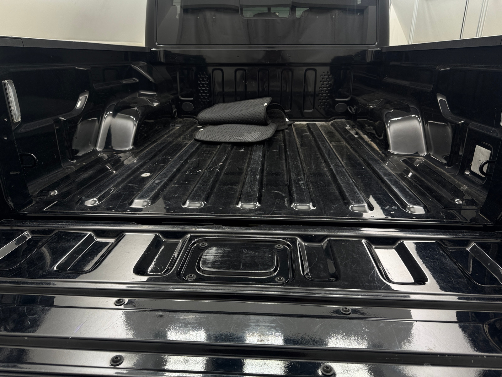 Thumbnail: 2021 Jeep Gladiator - 7