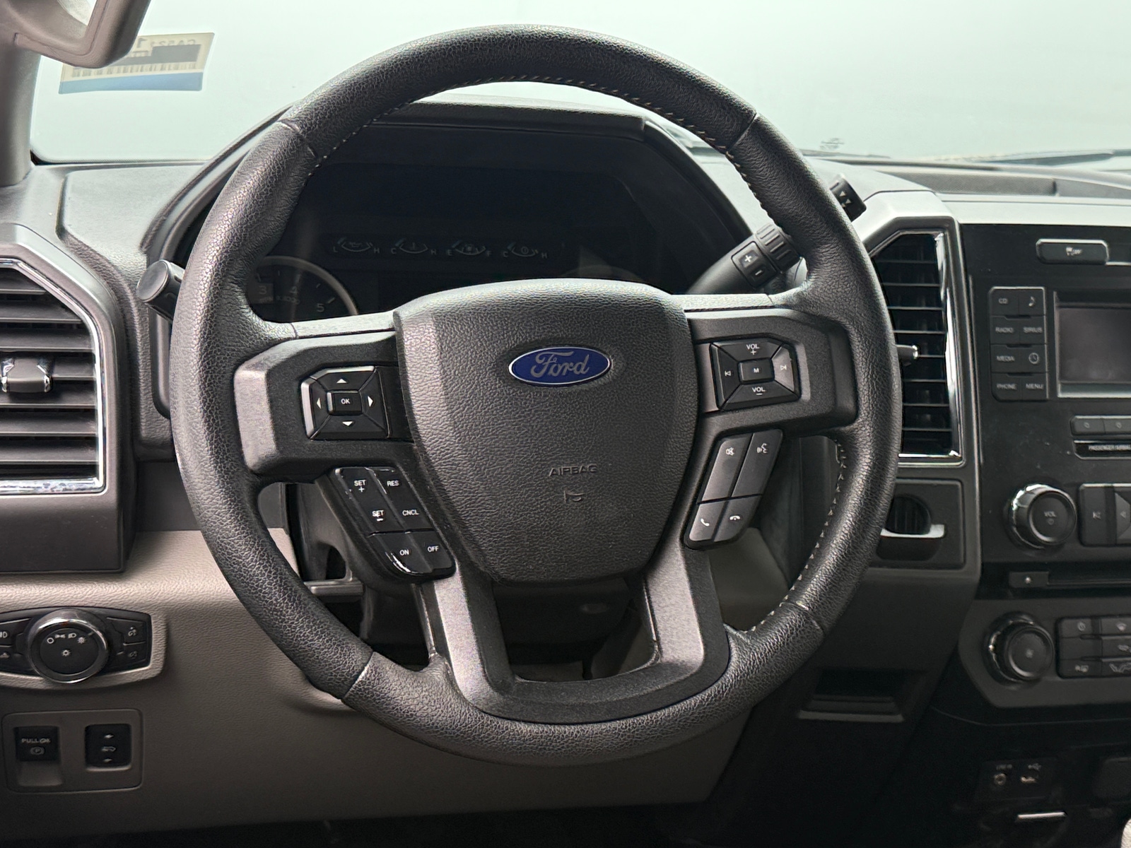 Thumbnail: 2015 Ford Econoline - 5