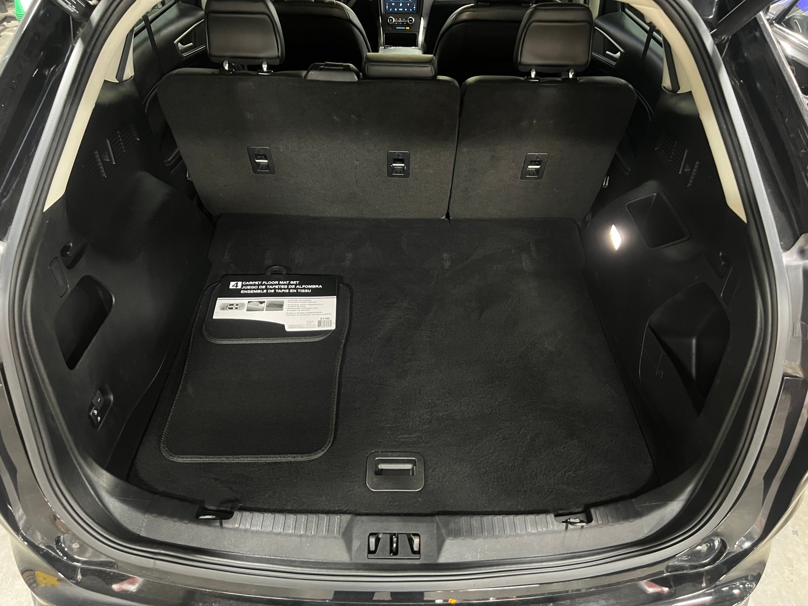 Thumbnail: 2021 Ford Edge - 6