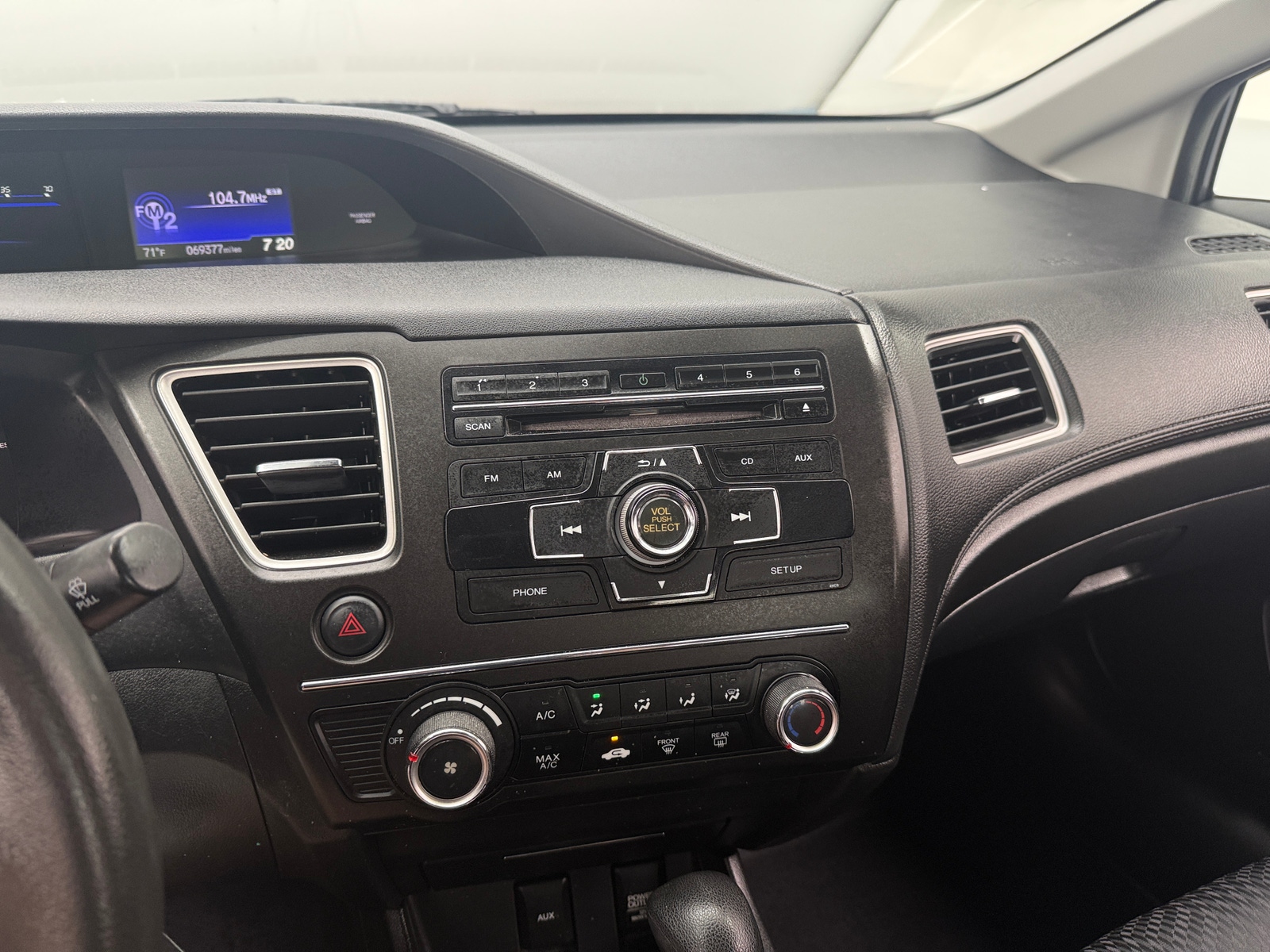 Thumbnail: 2015 Honda Civic - 4