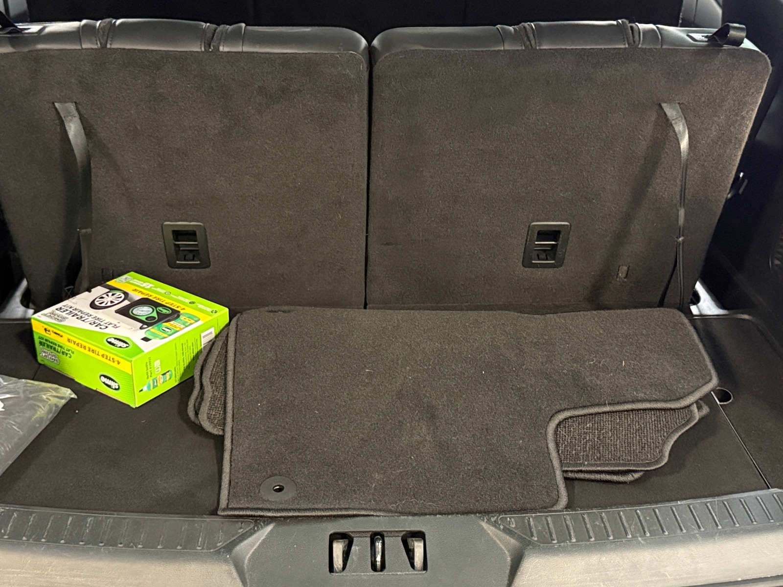 Thumbnail: 2022 Ford Explorer - 6