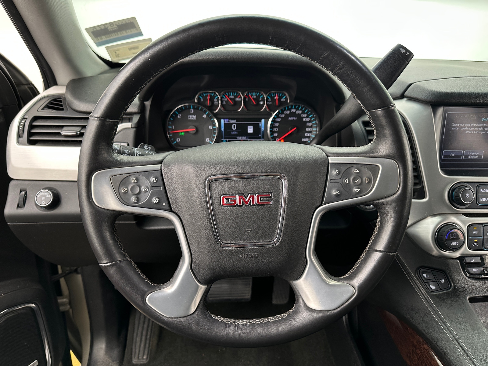 Thumbnail: 2017 GMC Yukon - 4