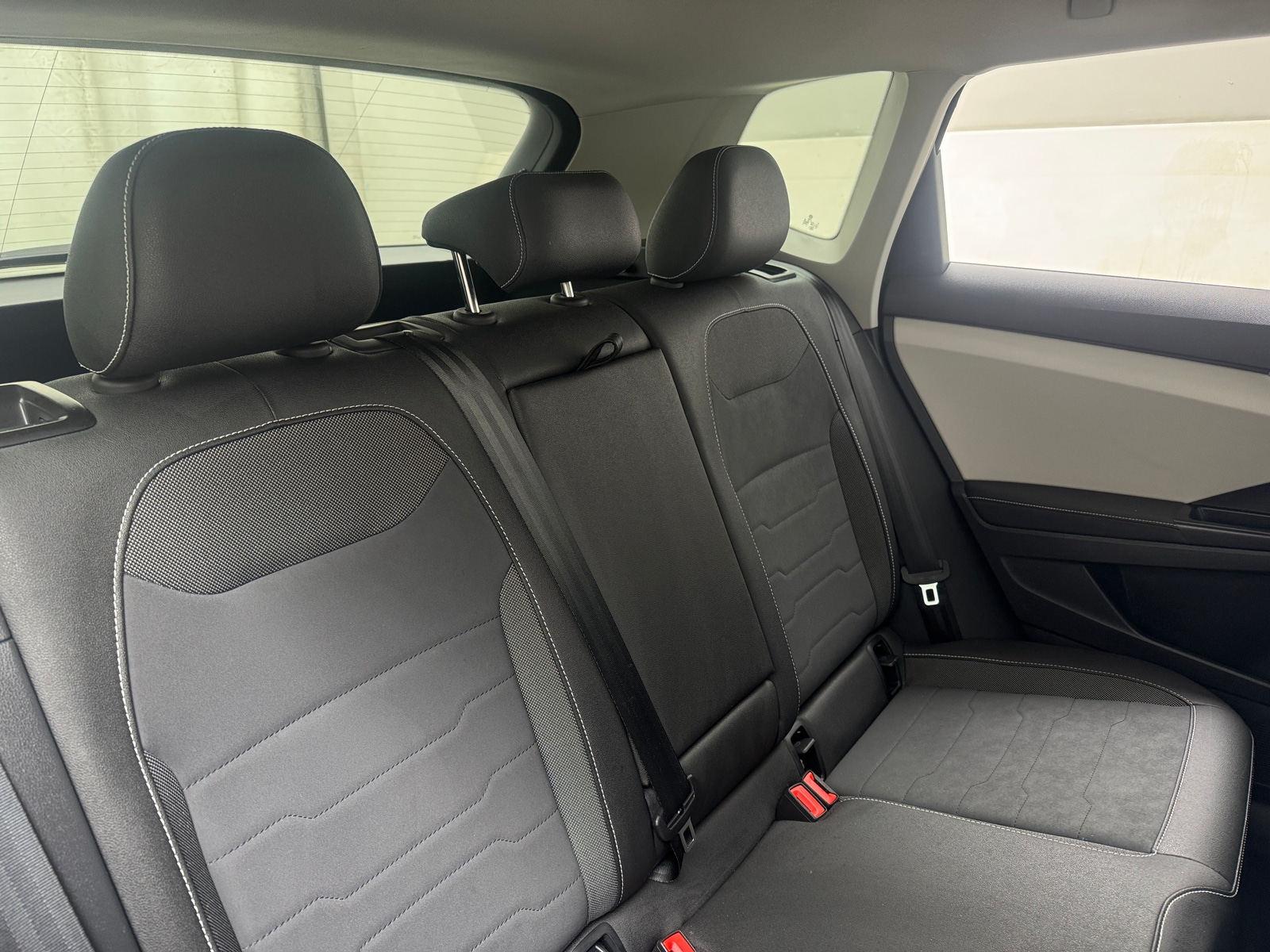 Thumbnail: 2025 Volkswagen Taos - 5