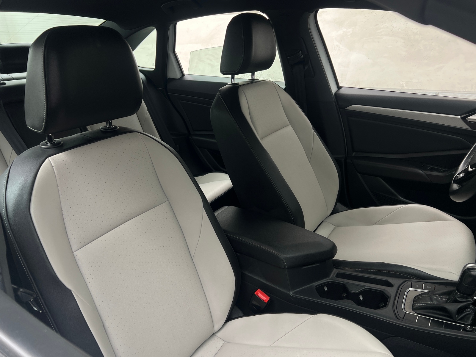 Thumbnail: 2020 Volkswagen Jetta - 2