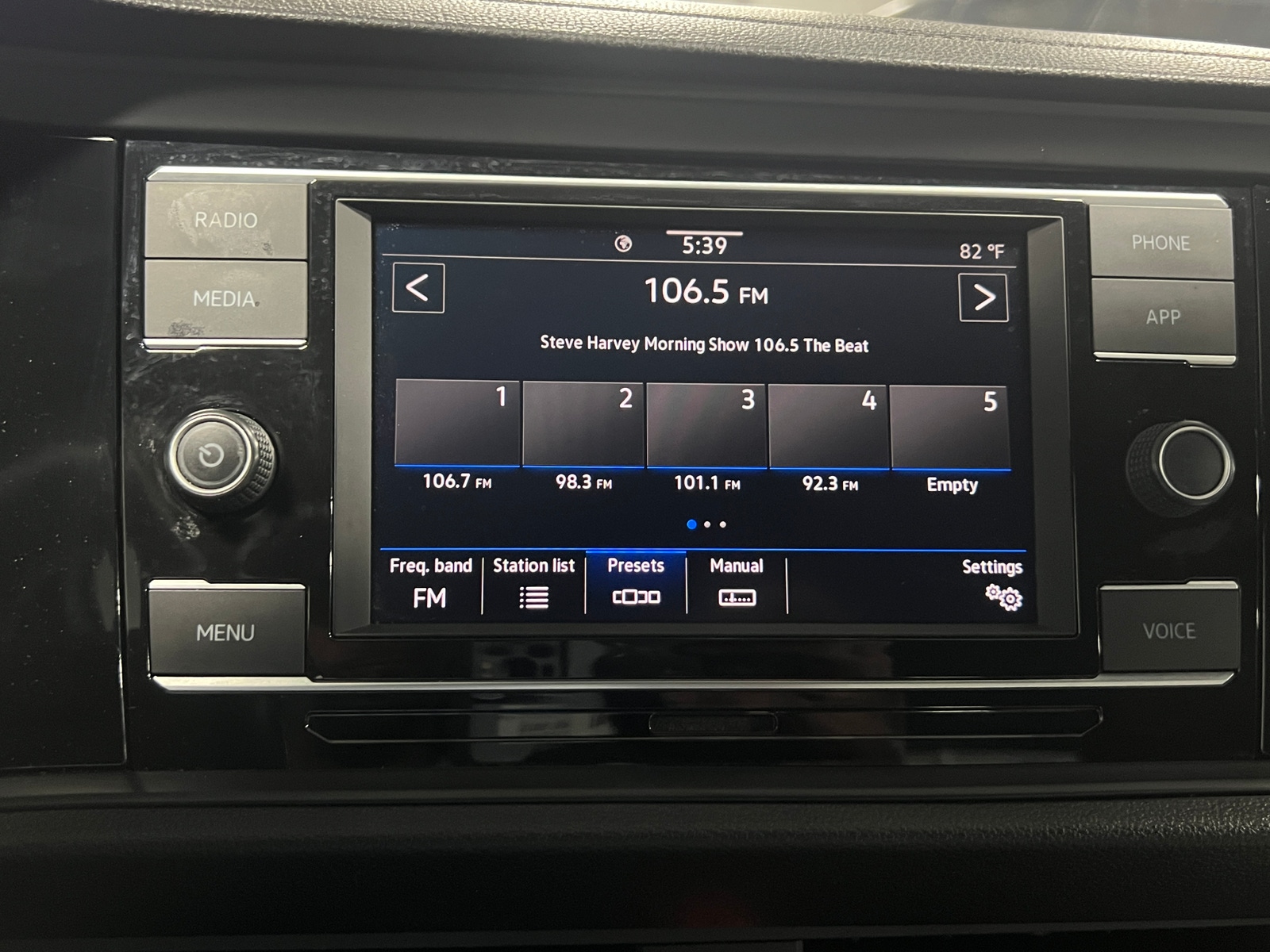 Thumbnail: 2020 Volkswagen Jetta - 4