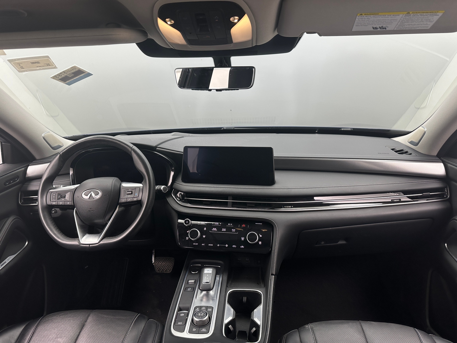 Thumbnail: 2023 INFINITI QX60 - 3