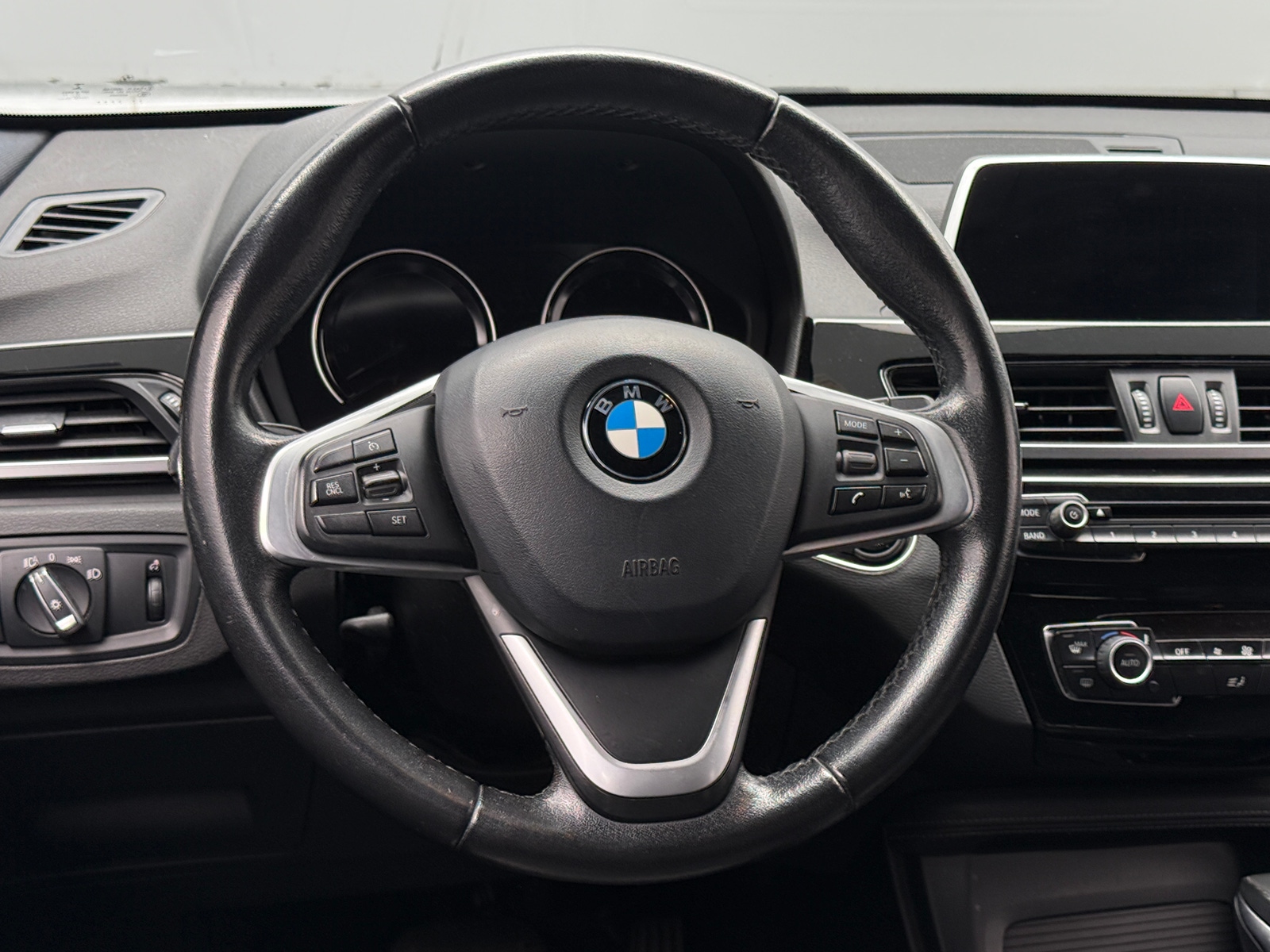 Thumbnail: 2018 BMW X1 - 4
