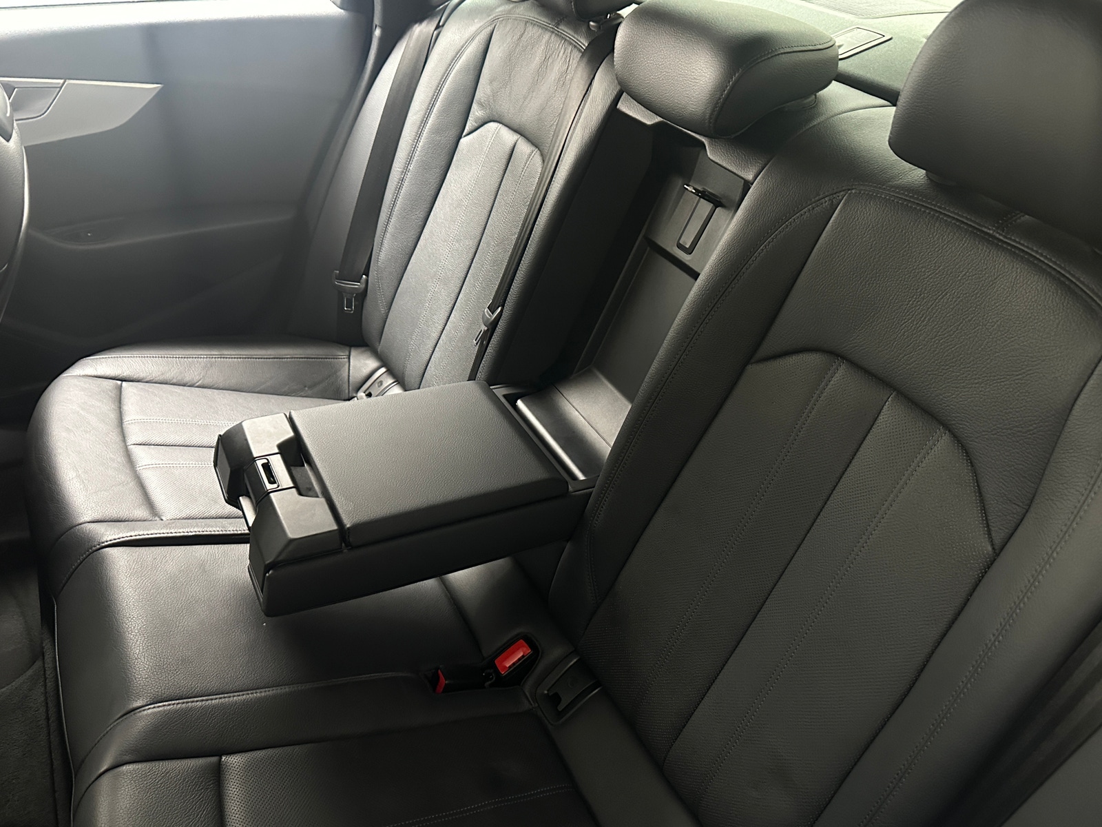 Thumbnail: 2018 Audi A4 - 5