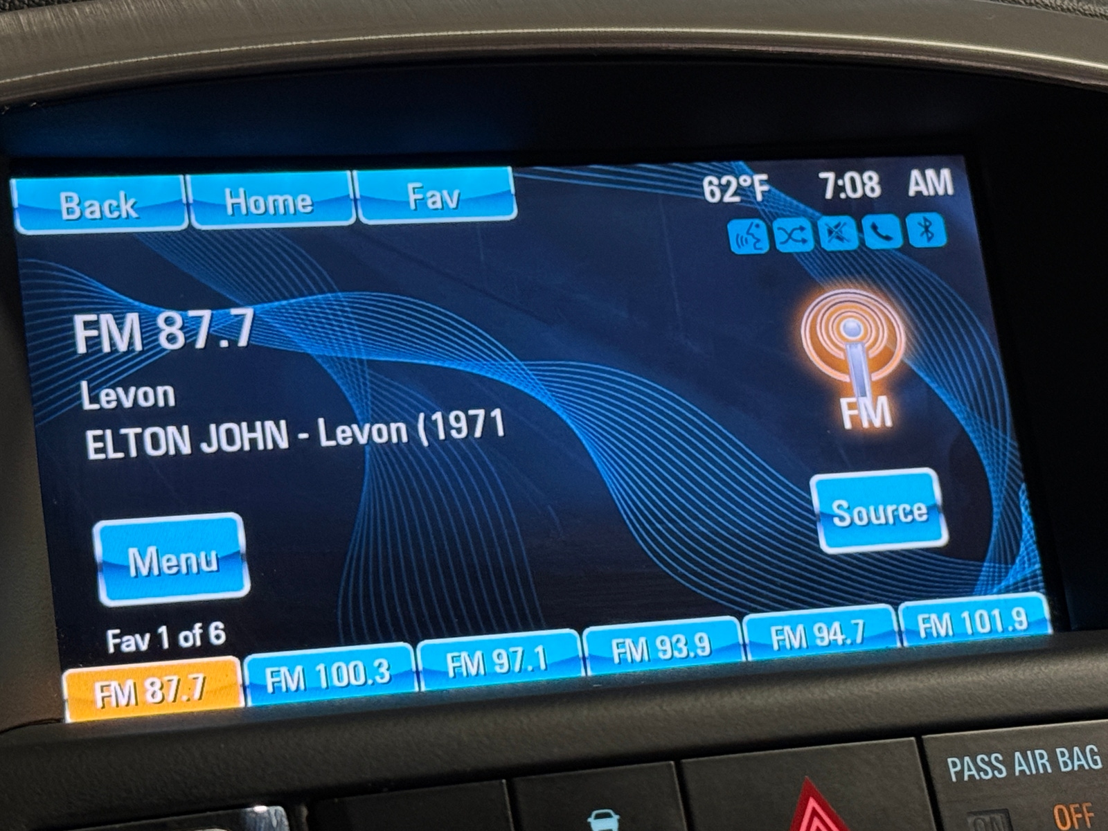 Thumbnail: 2015 Buick Verano - 3