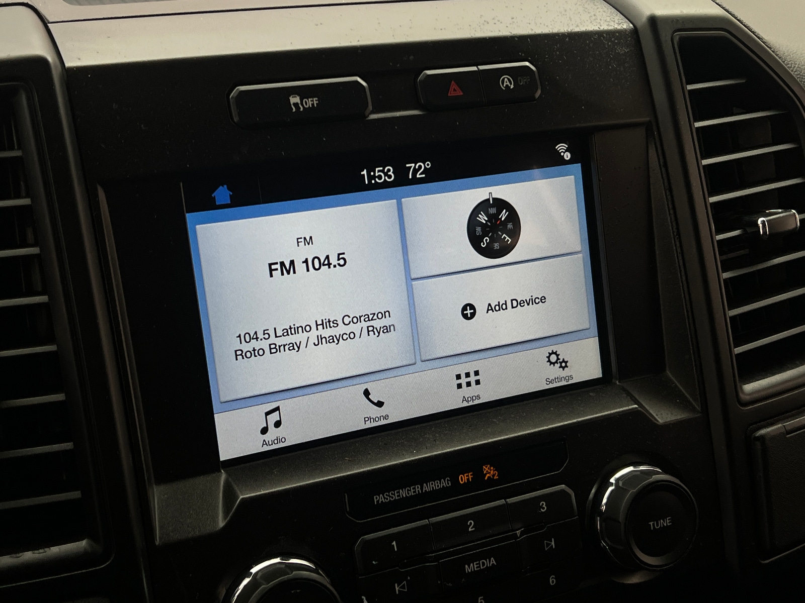 Thumbnail: 2018 Ford Econoline - 4