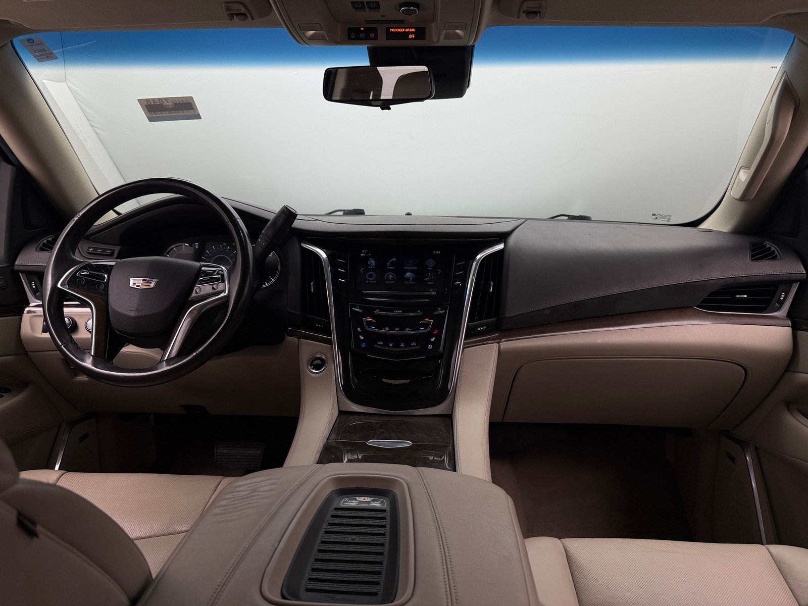 Thumbnail: 2018 Cadillac Escalade - 2