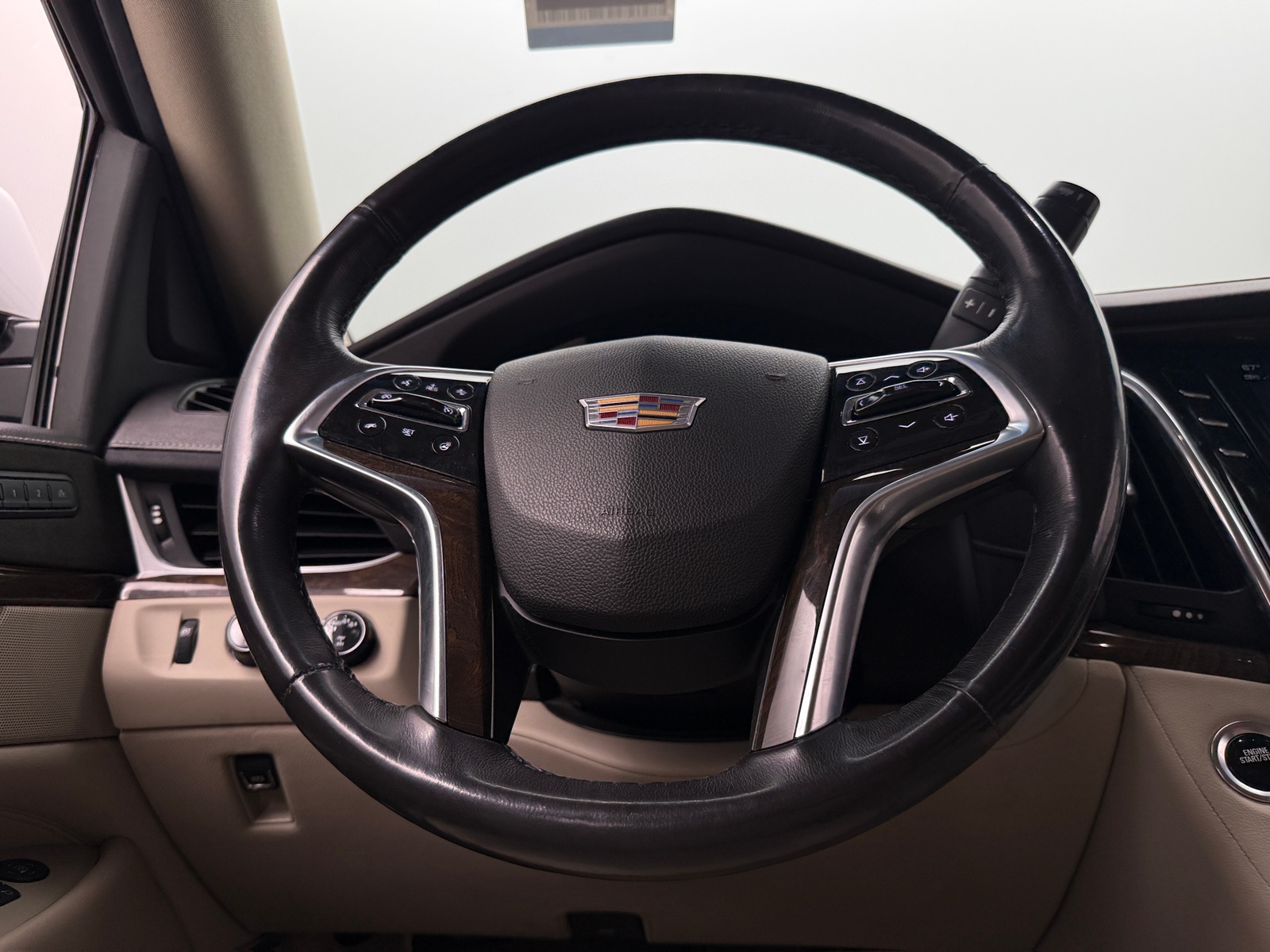 Thumbnail: 2018 Cadillac Escalade - 4