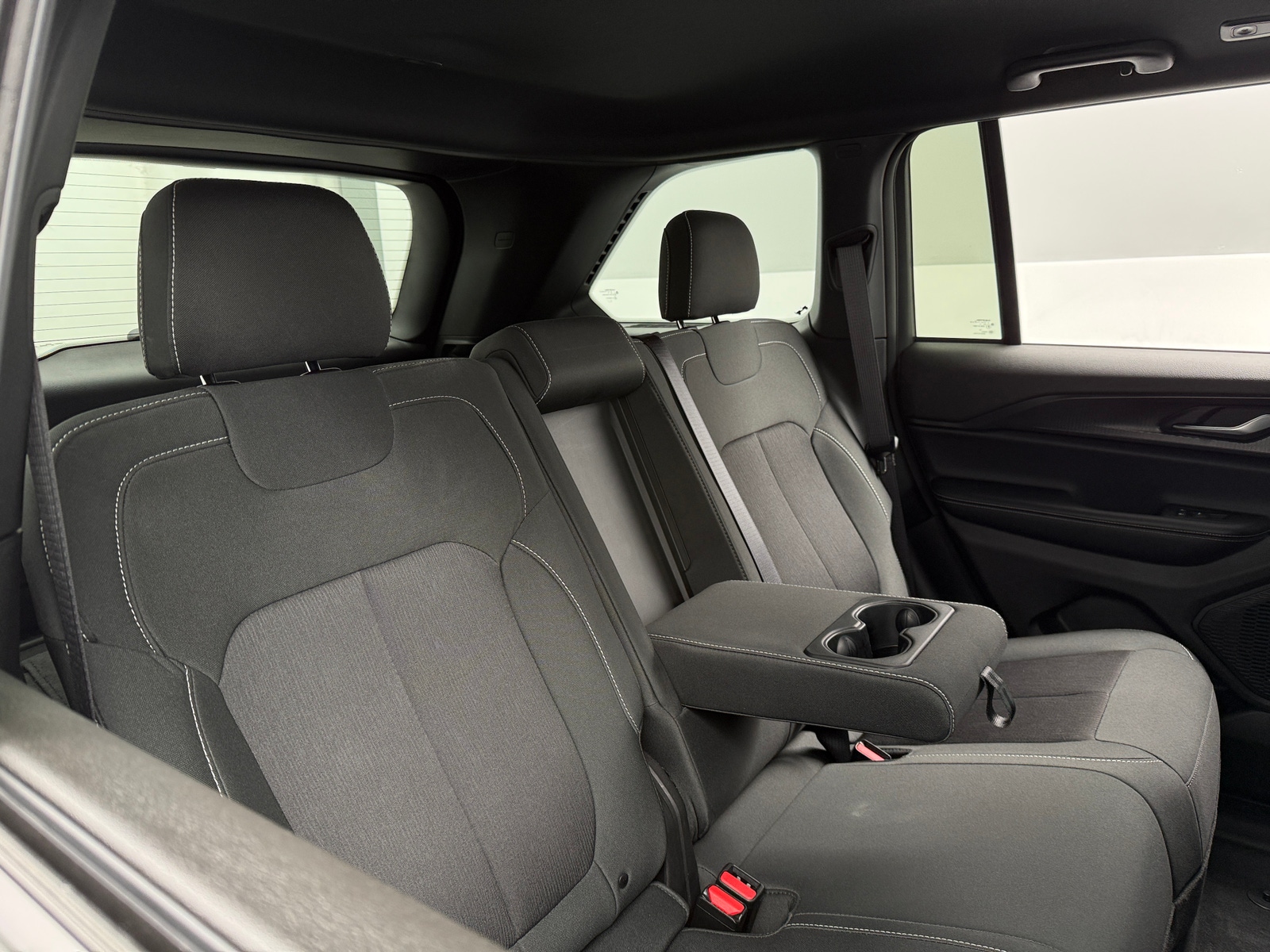 Thumbnail: 2025 Jeep Grand Cherokee - 6