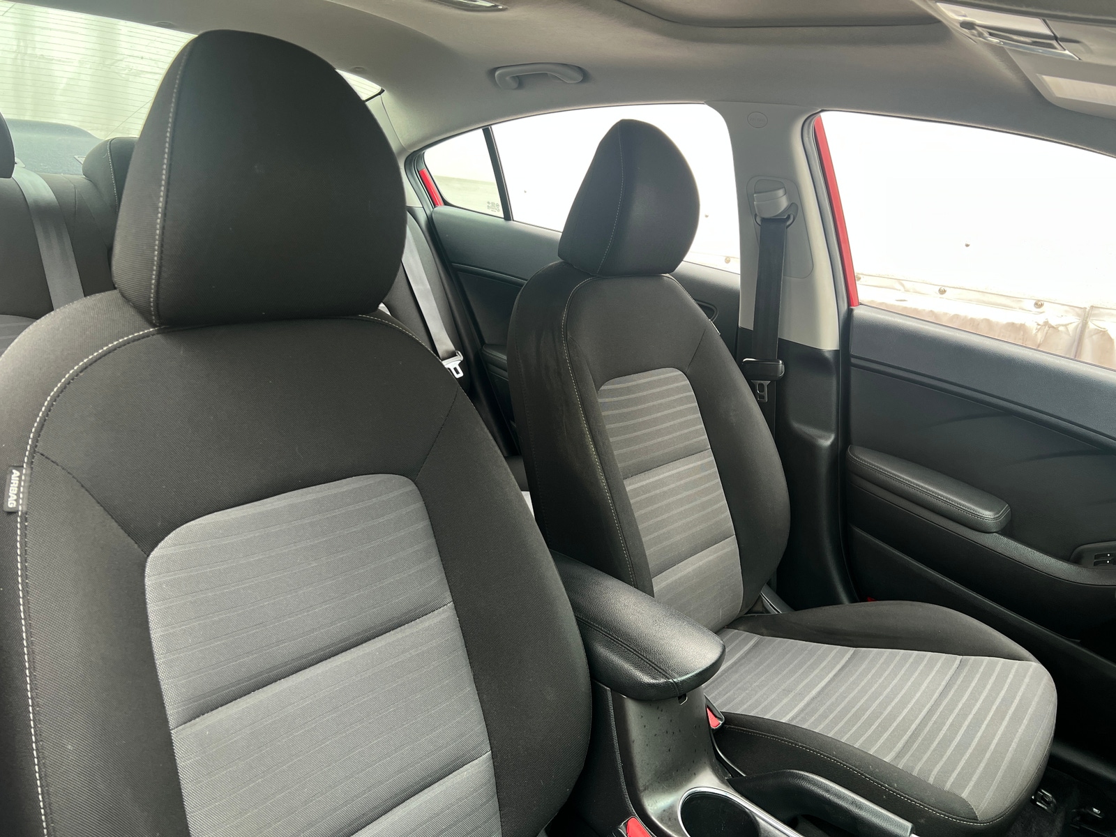 Thumbnail: 2017 Kia Forte - 2