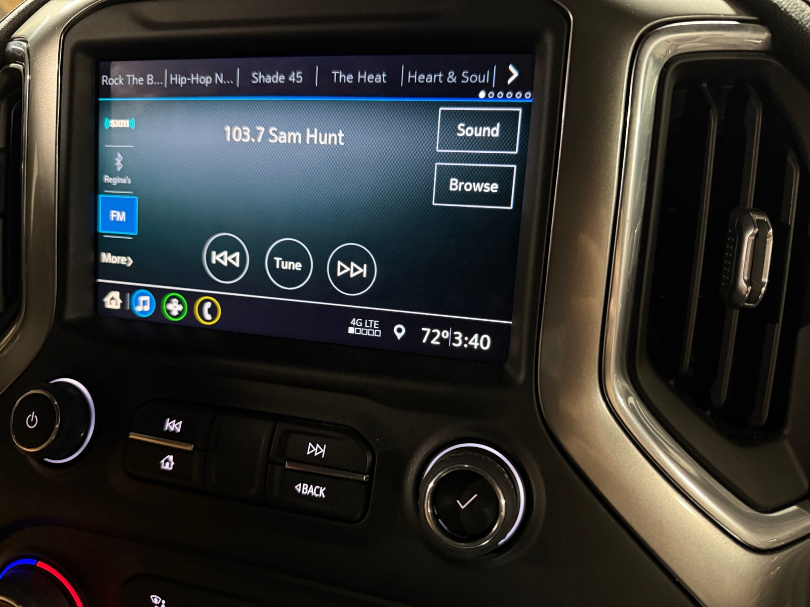 Thumbnail: 2022 Chevrolet Silverado 1500 - 4