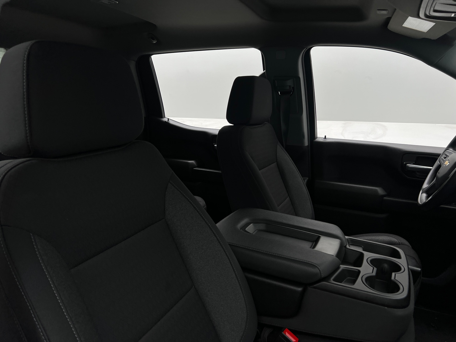 Thumbnail: 2024 Chevrolet Silverado 1500 - 2