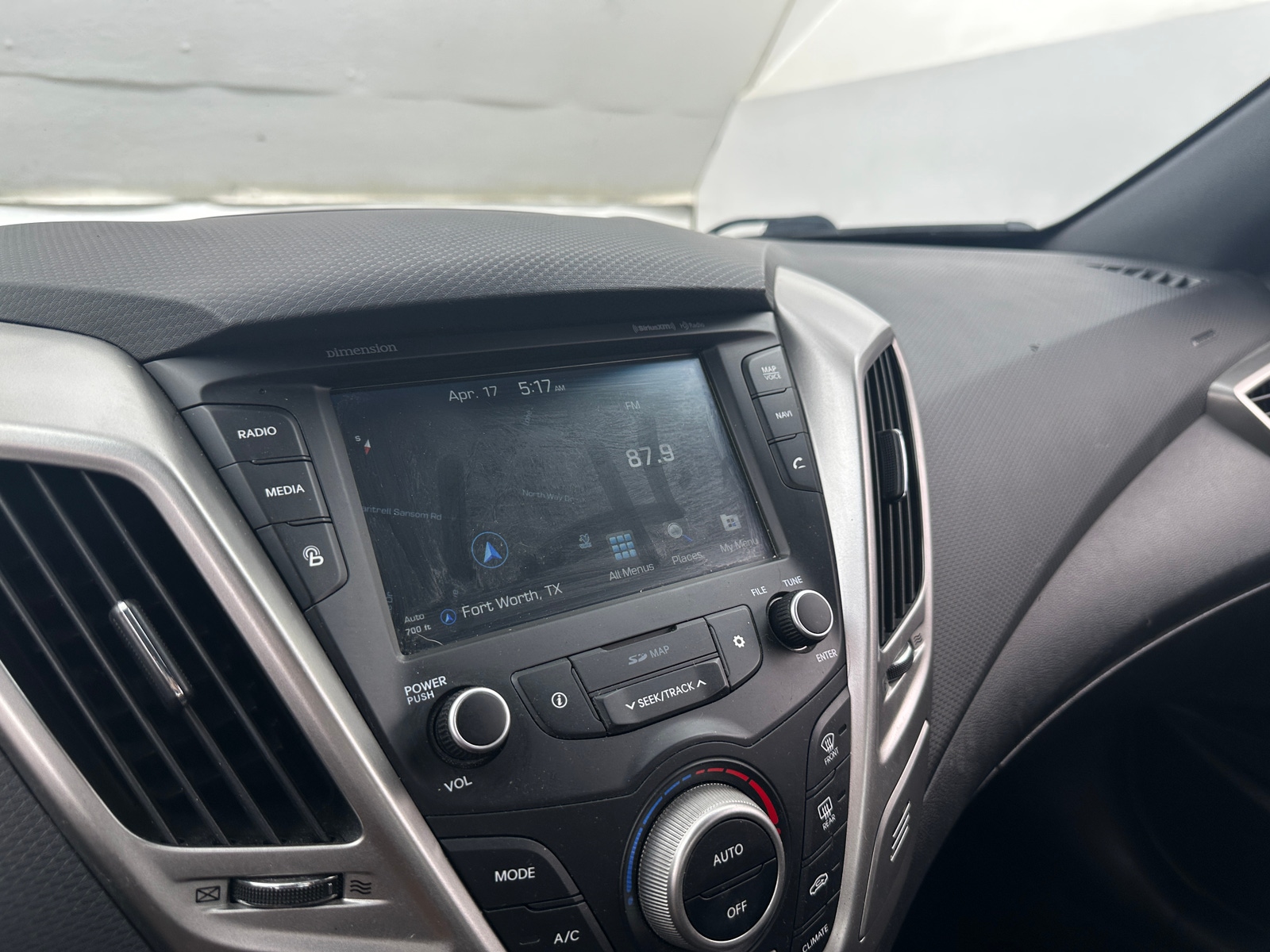 Thumbnail: 2017 Hyundai Veloster - 4