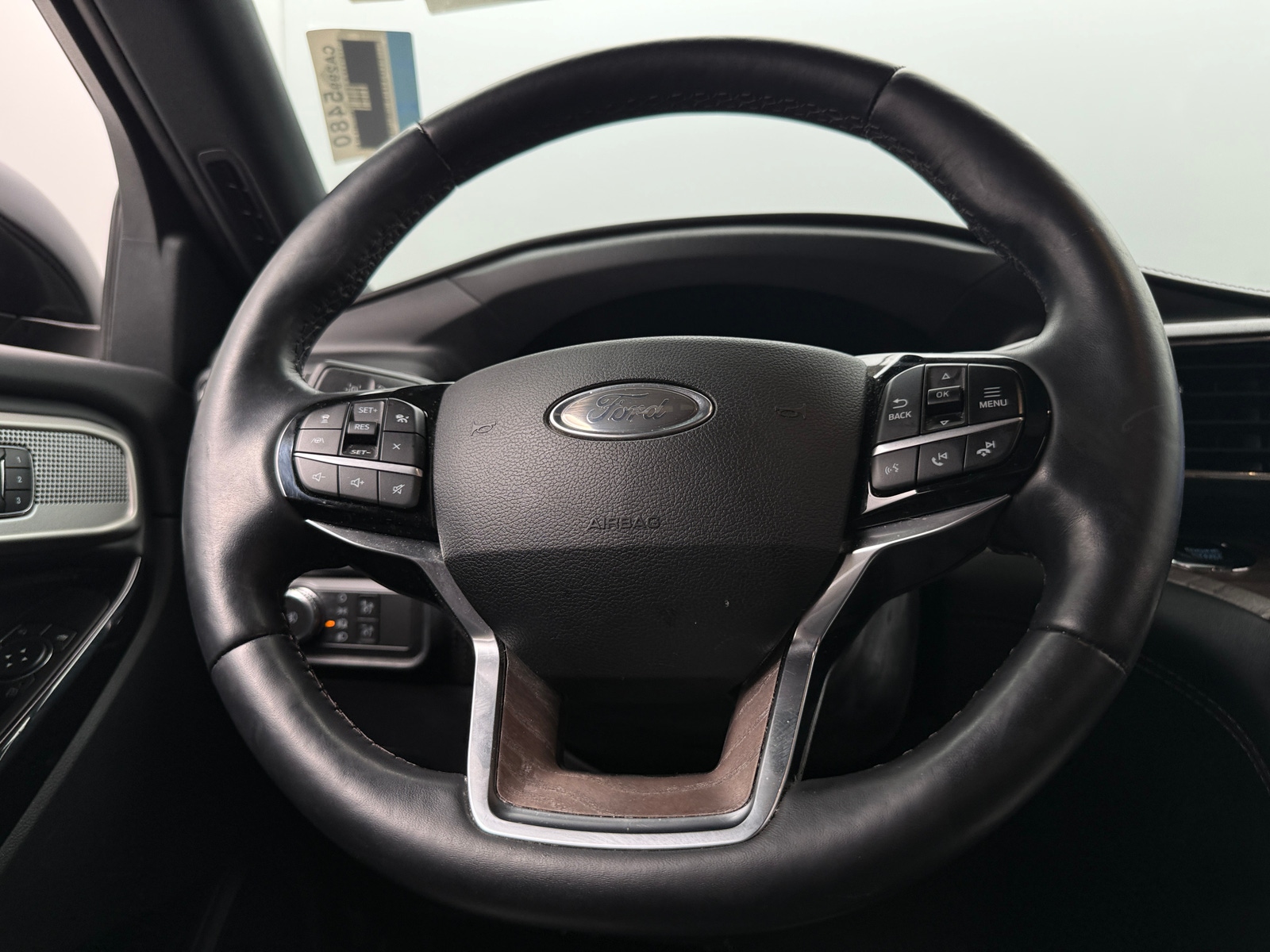 Thumbnail: 2021 Ford Explorer - 4