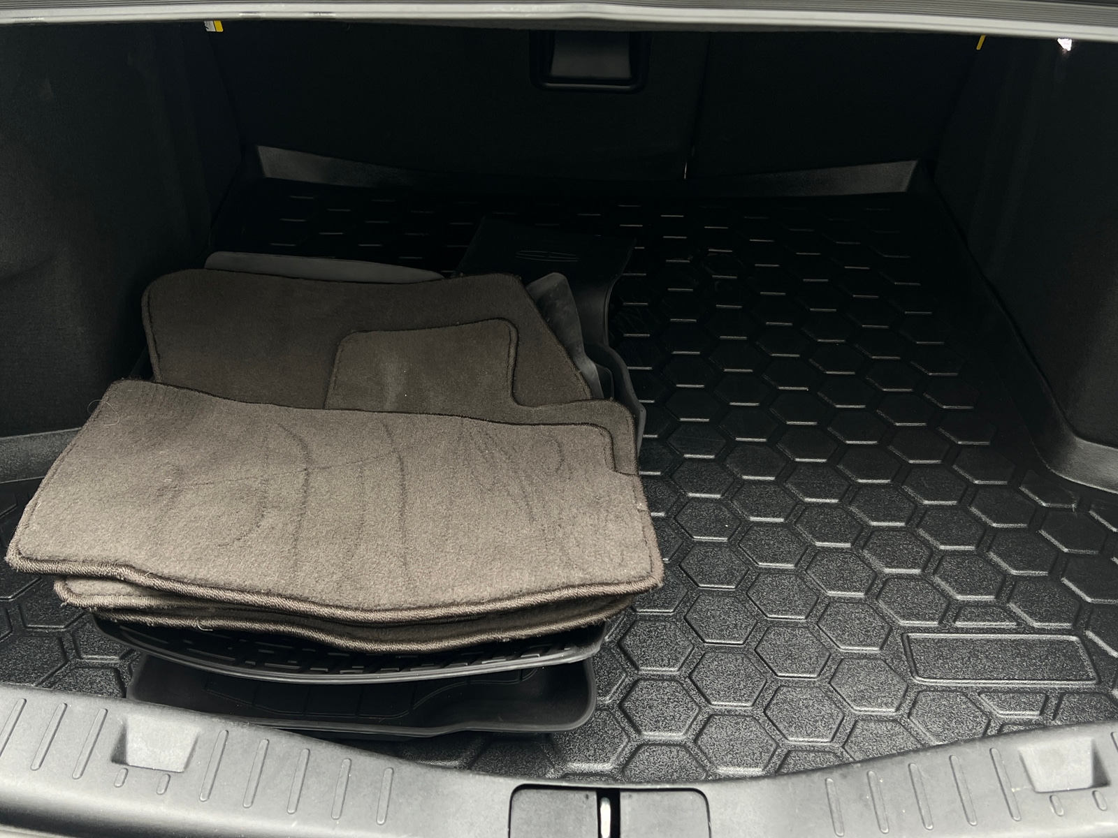 Thumbnail: 2019 Lincoln MKZ - 6