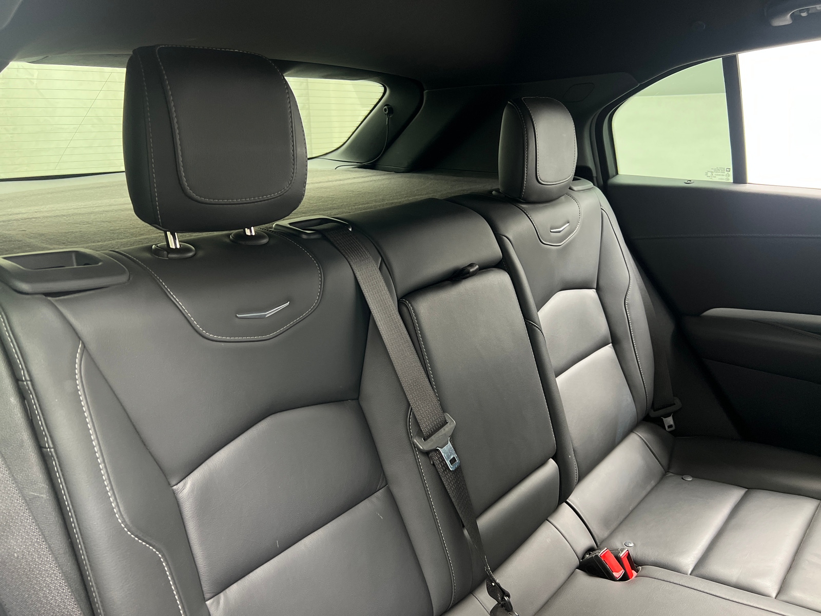 Thumbnail: 2022 Cadillac XT4 - 5