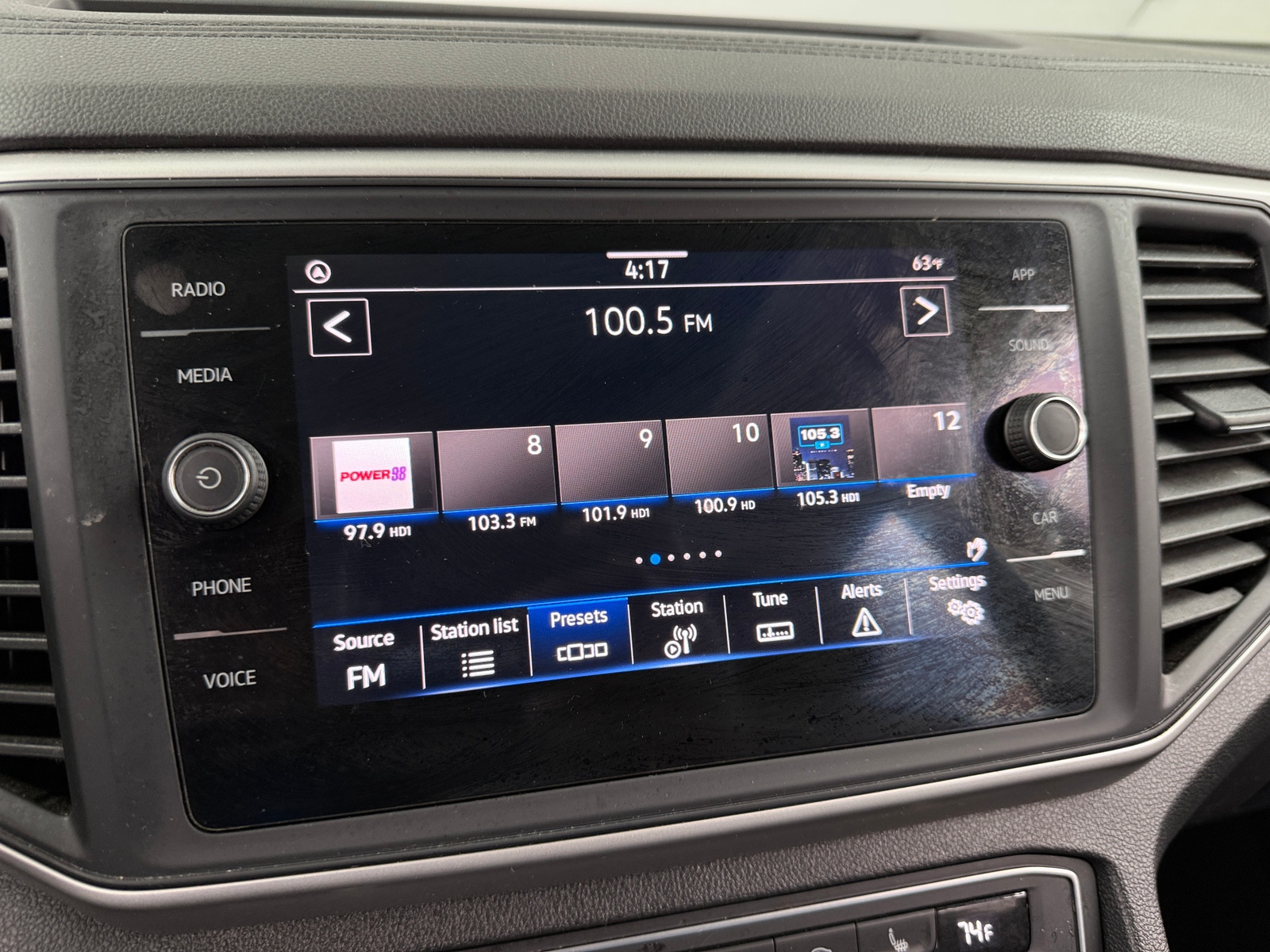 Thumbnail: 2021 Volkswagen Atlas - 3