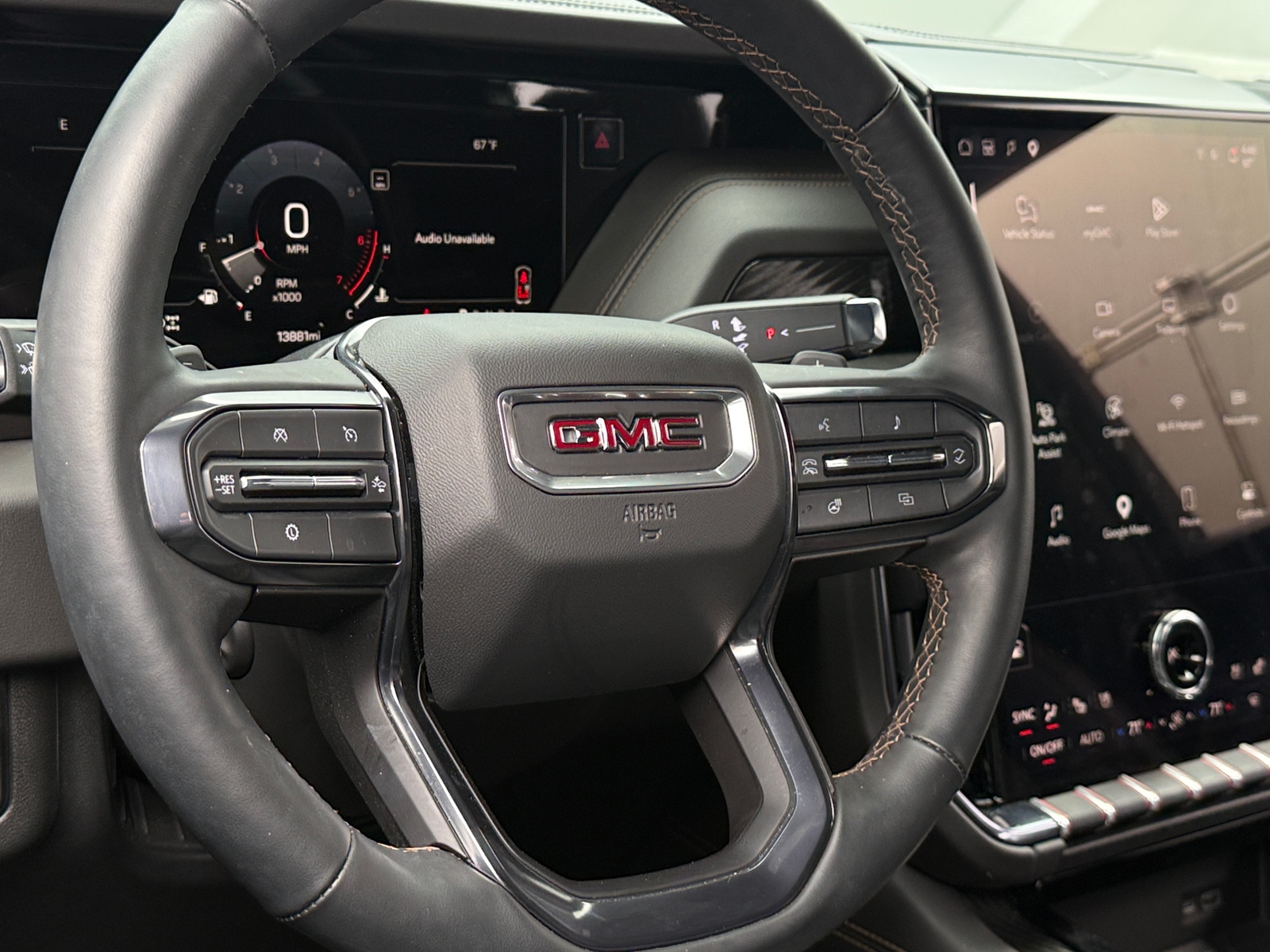 Thumbnail: 2025 GMC Yukon XL - 4