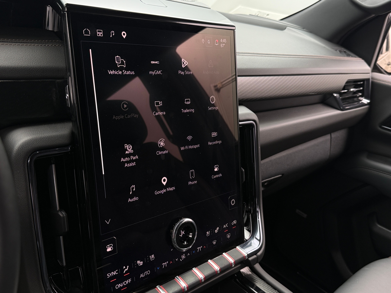 Thumbnail: 2025 GMC Yukon XL - 3