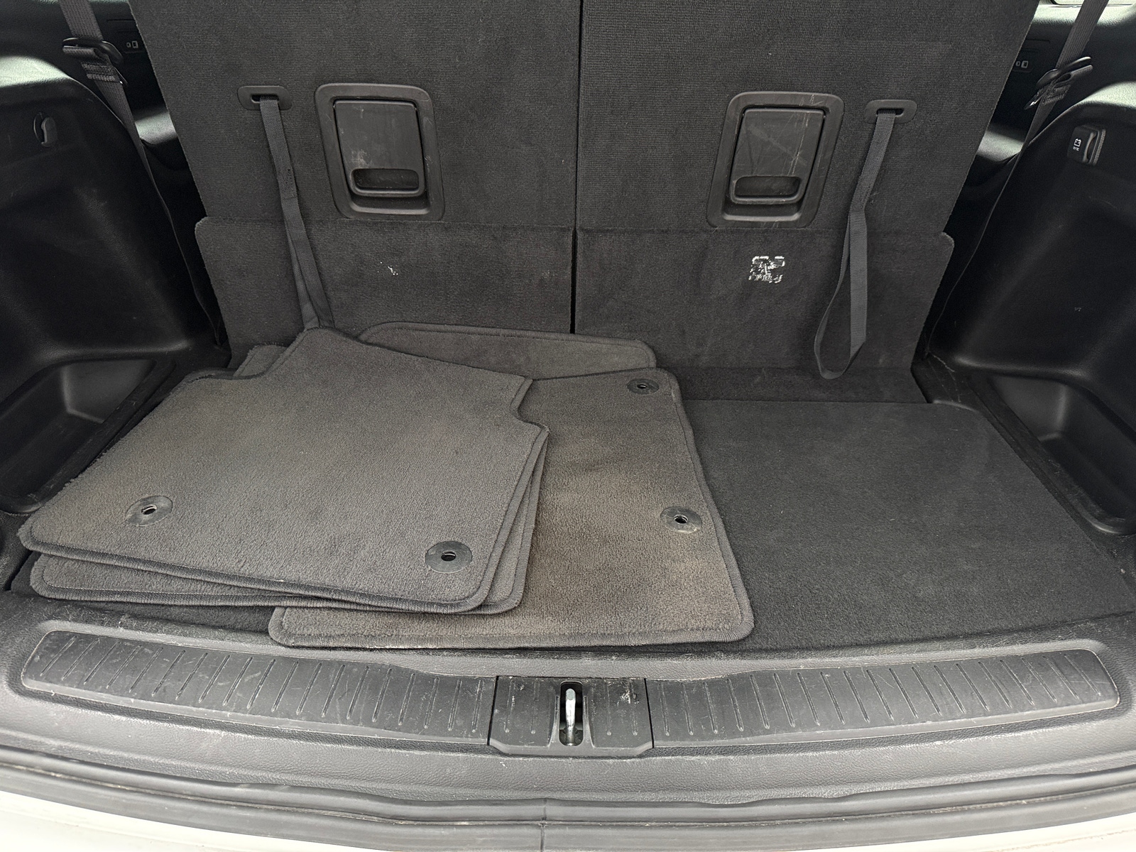 Thumbnail: 2024 Jeep Grand Cherokee L - 6