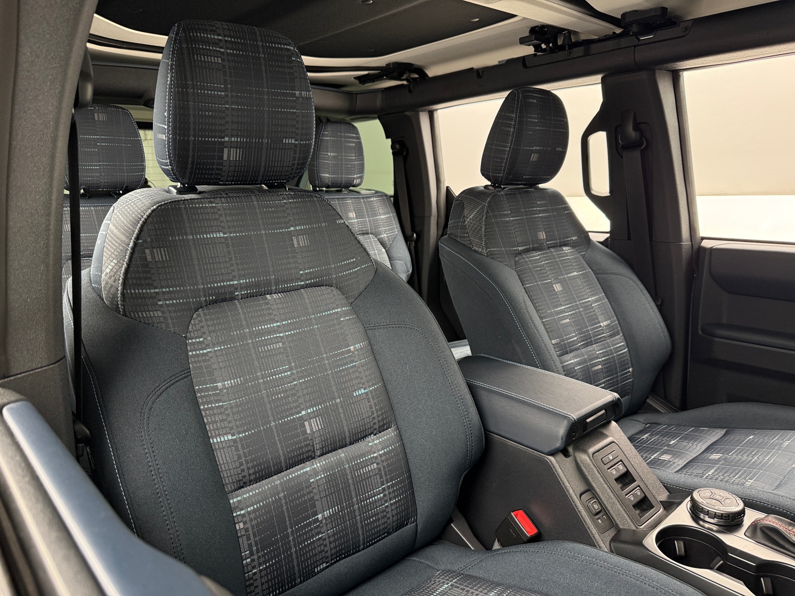 Thumbnail: 2025 Ford Bronco - 2