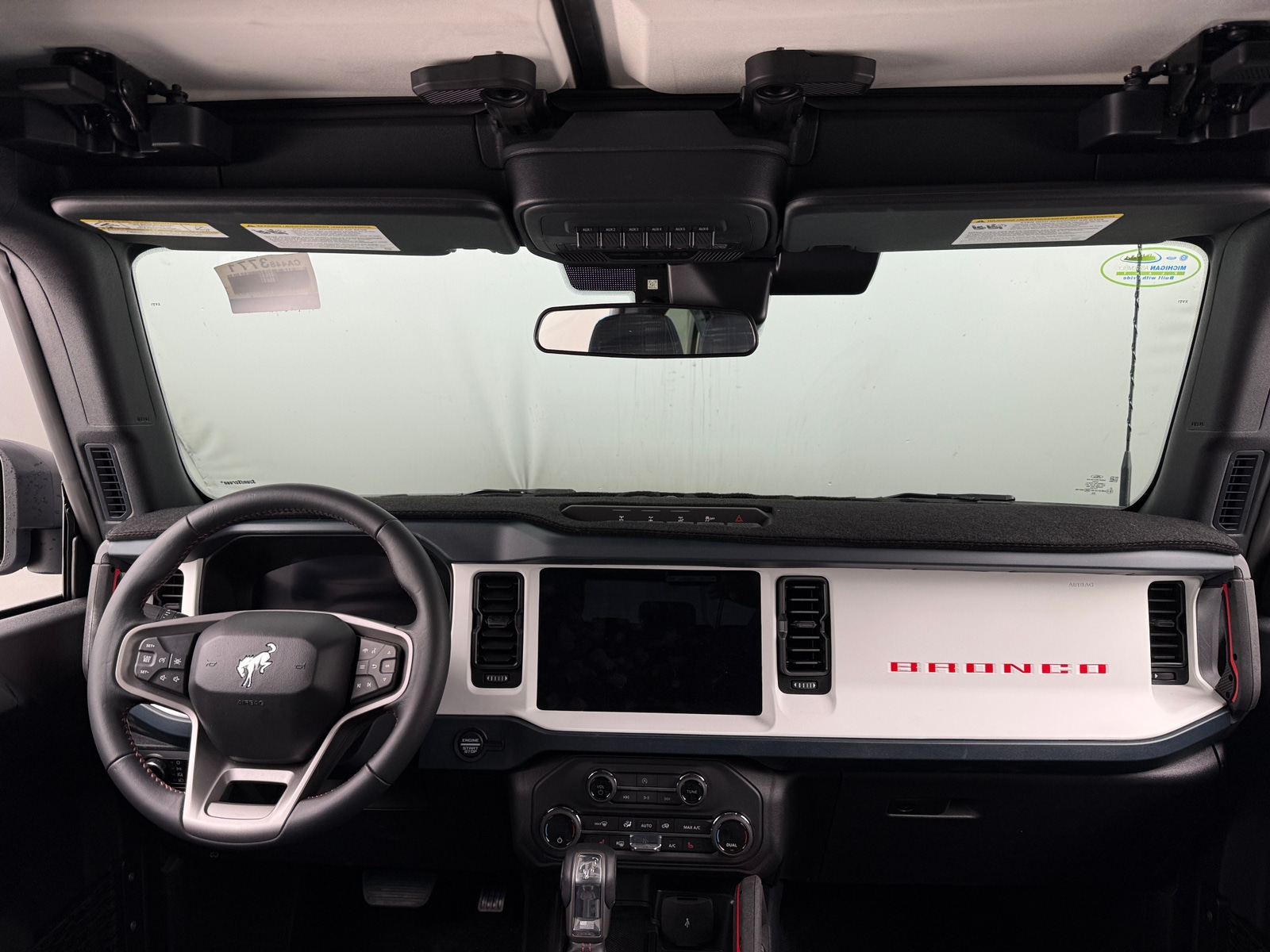 Thumbnail: 2025 Ford Bronco - 3