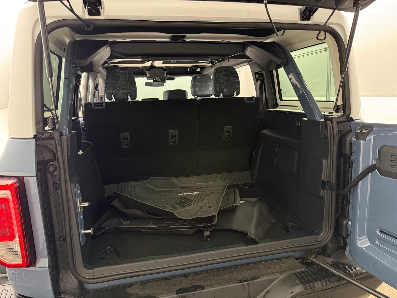 Thumbnail: 2025 Ford Bronco - 7