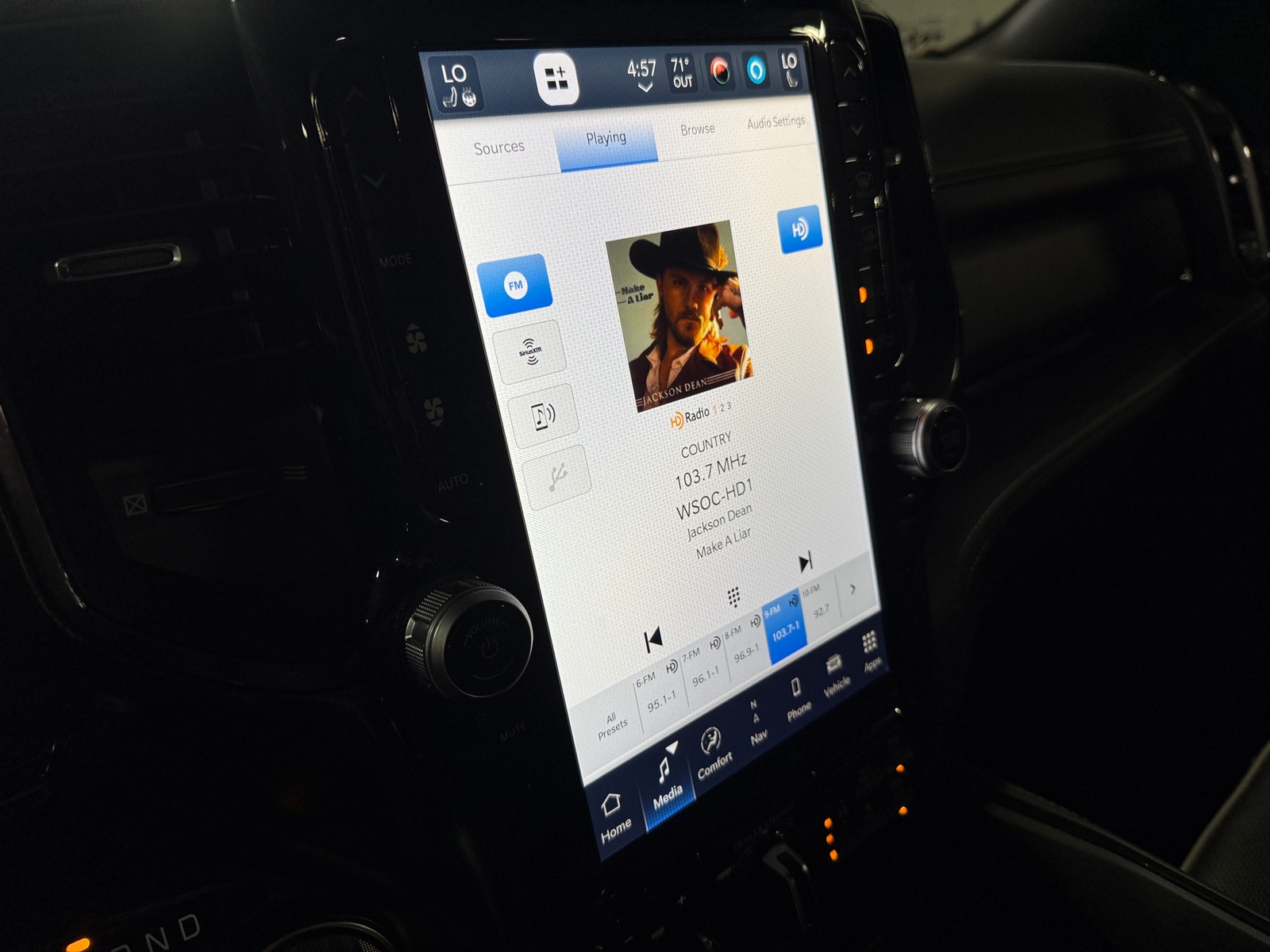 Thumbnail: 2023 RAM 1500 - 3