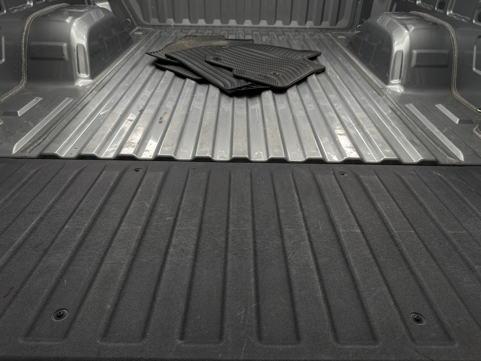 Thumbnail: 2024 Chevrolet Silverado 1500 - 7