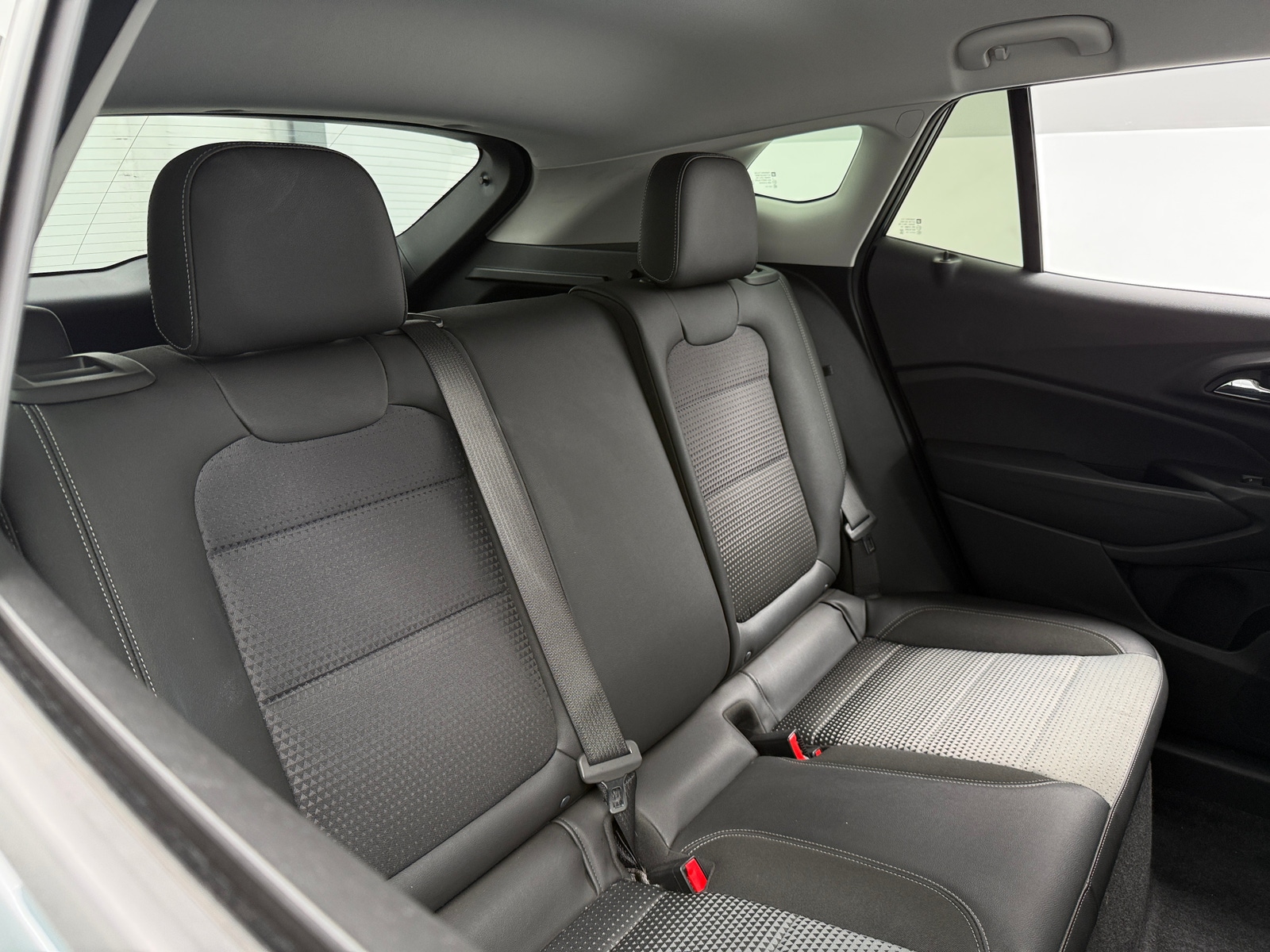 Thumbnail: 2025 Chevrolet Trax - 6