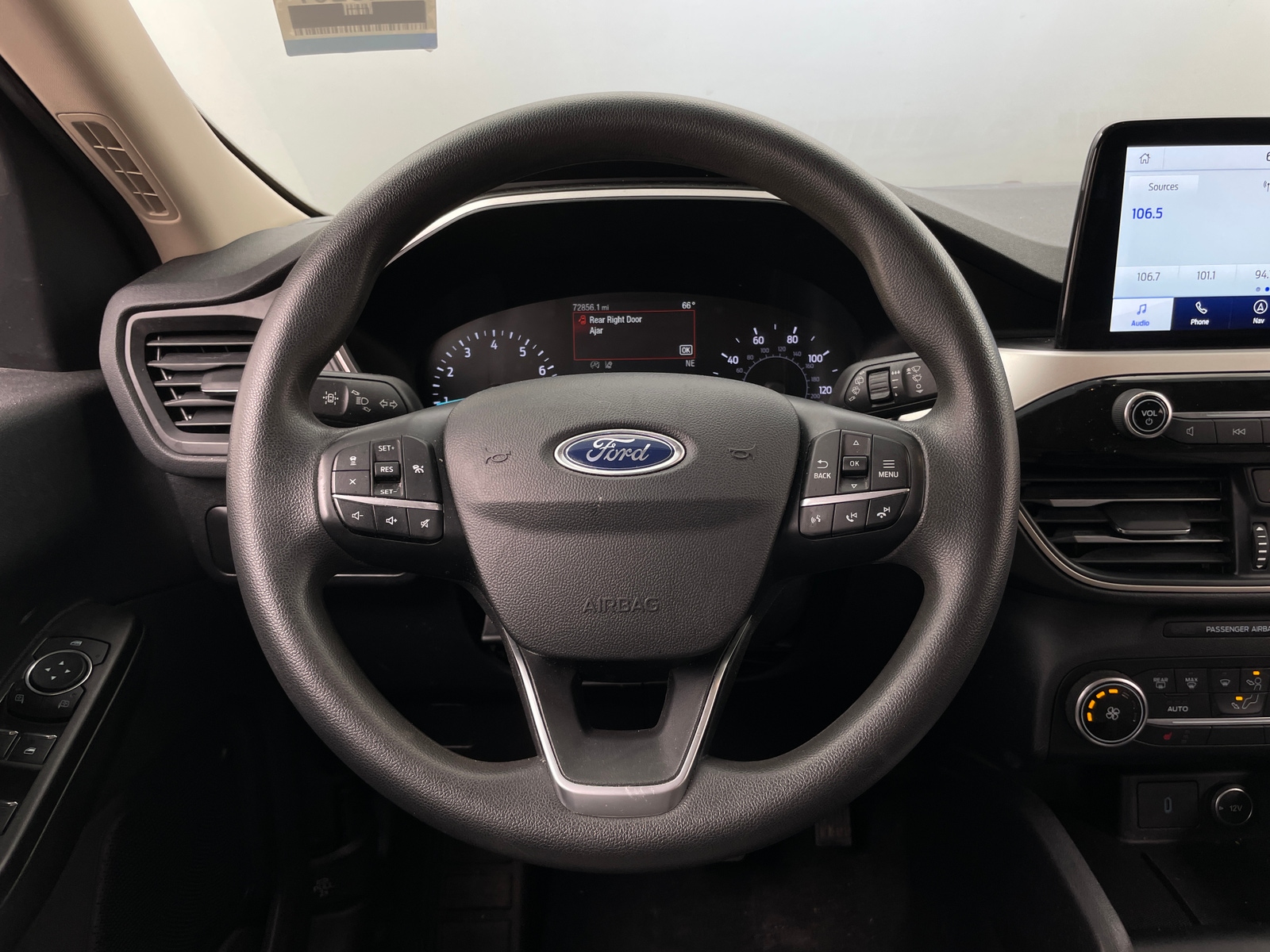 Thumbnail: 2020 Ford Escape - 5