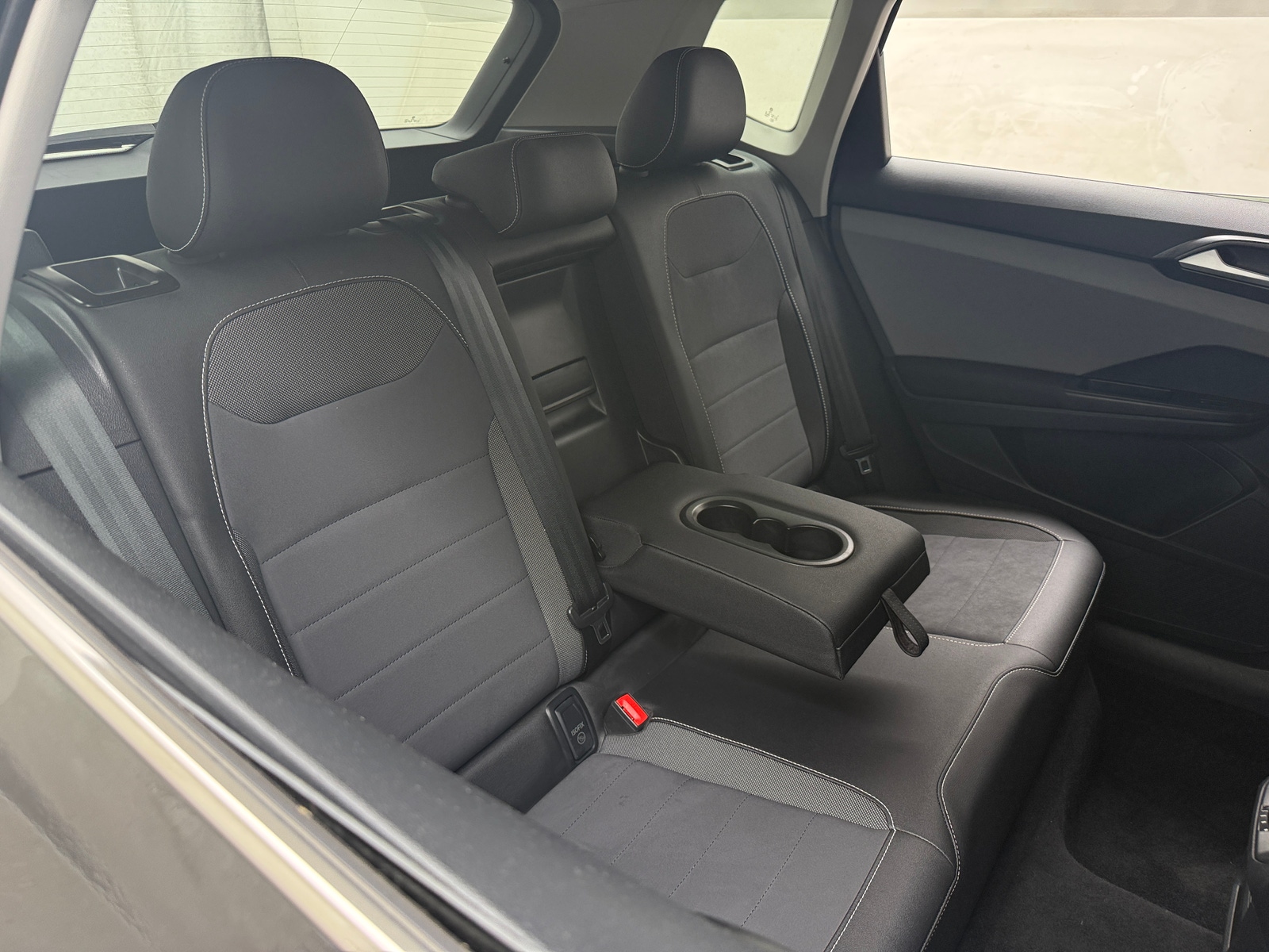 Thumbnail: 2023 Volkswagen Taos - 5