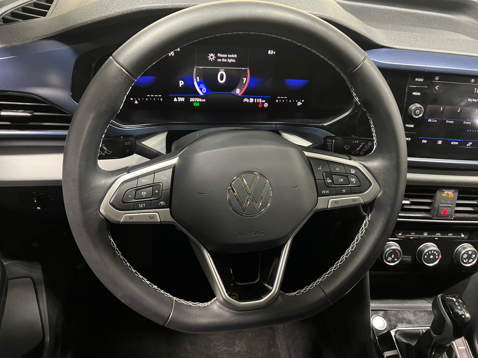 Thumbnail: 2023 Volkswagen Taos - 4