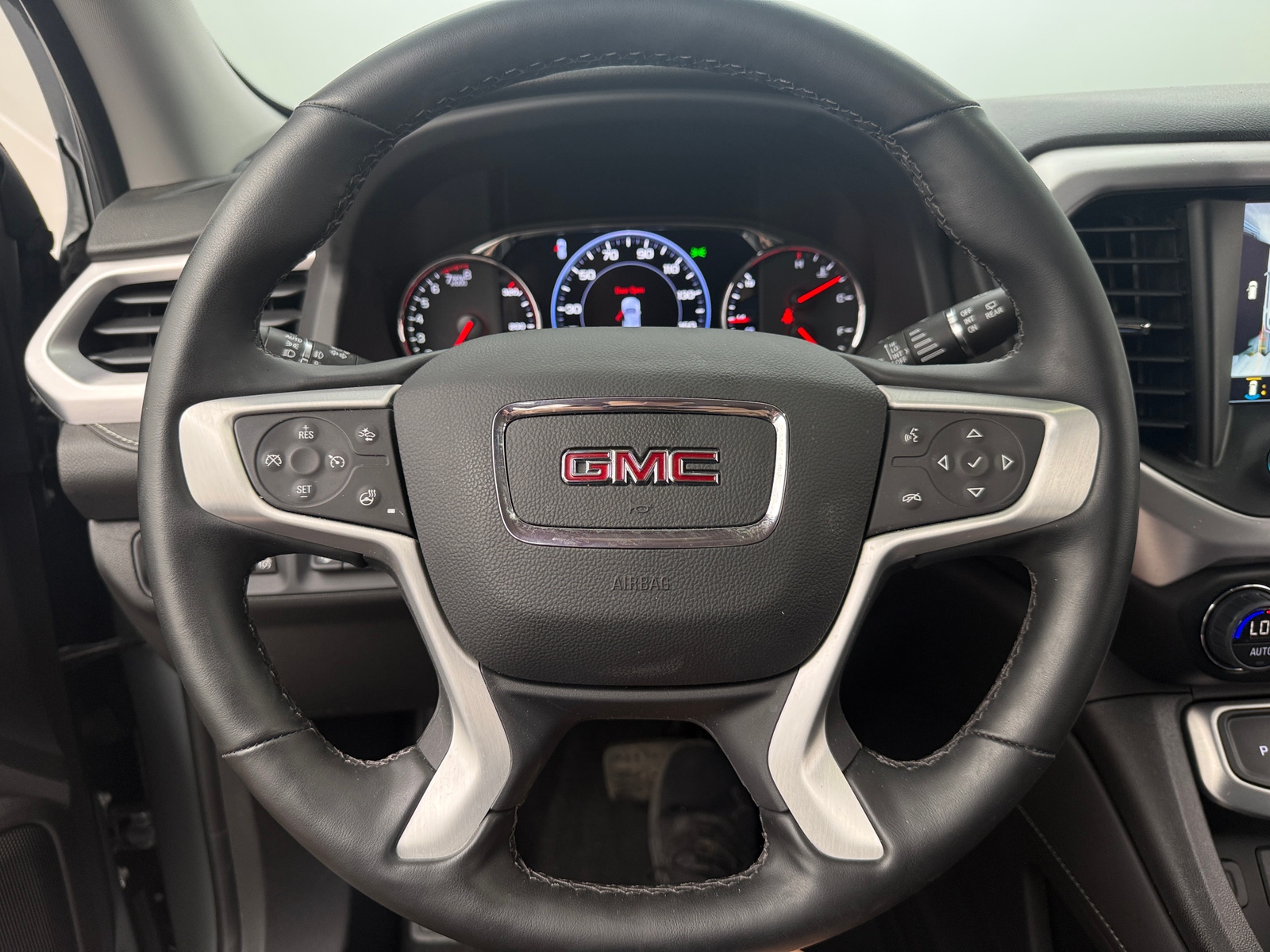 Thumbnail: 2023 GMC Acadia - 4