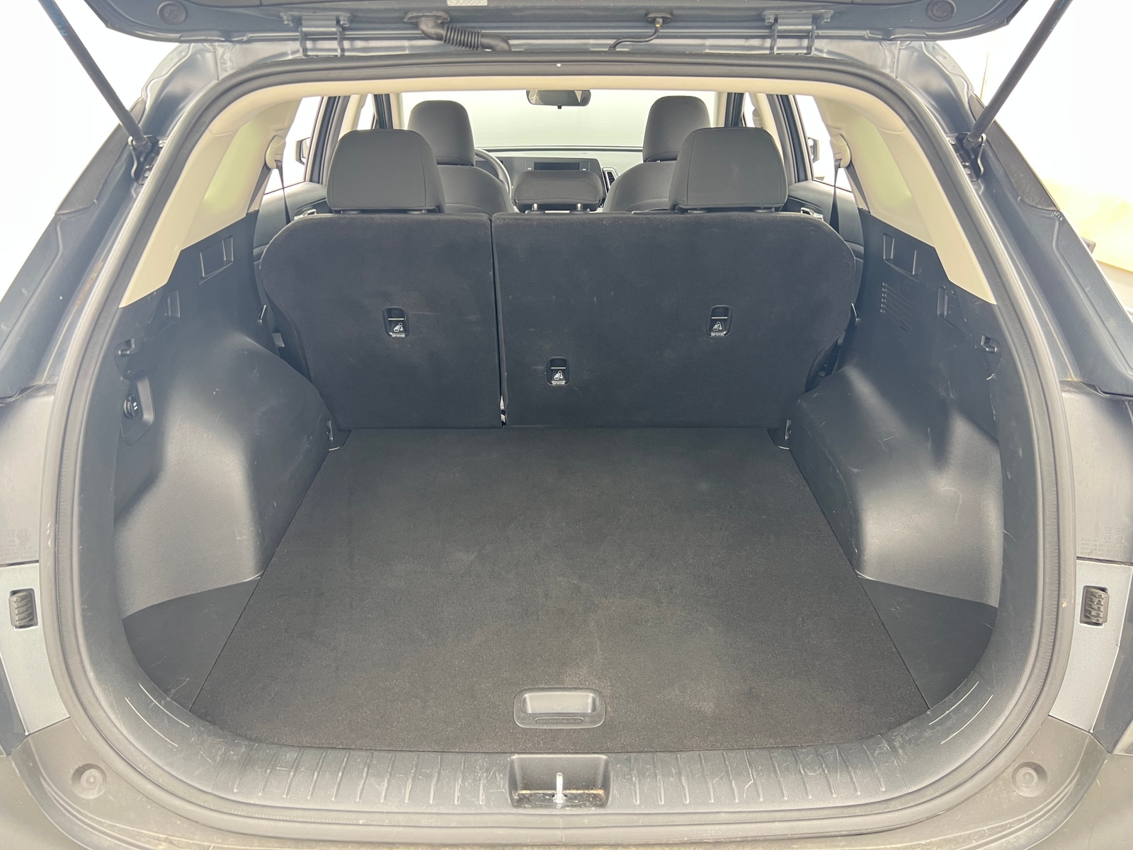 Thumbnail: 2025 Kia Sportage - 7