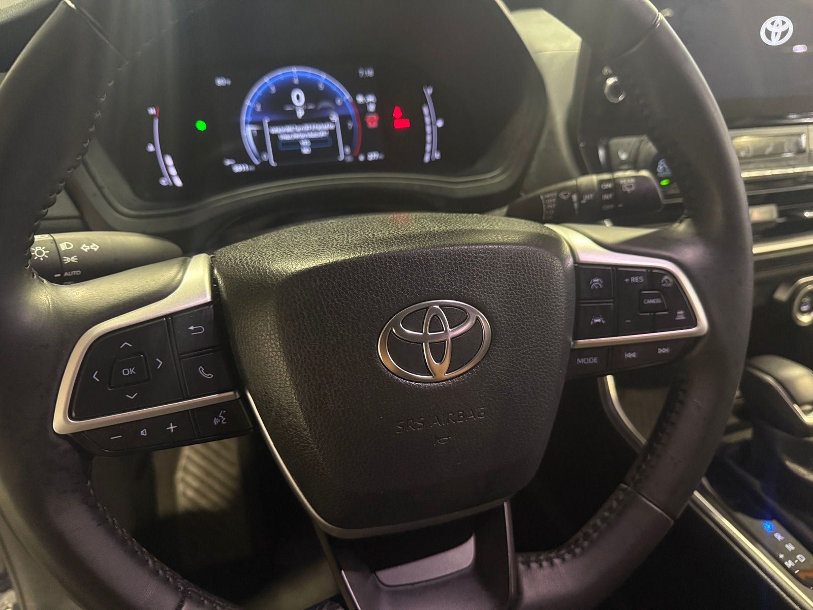 Thumbnail: 2025 Toyota Grand Highlander - 4