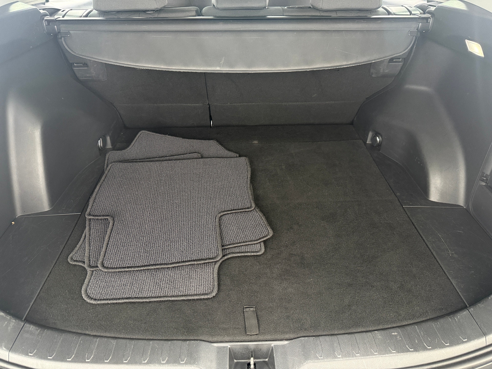 Thumbnail: 2024 Toyota RAV4 - 7