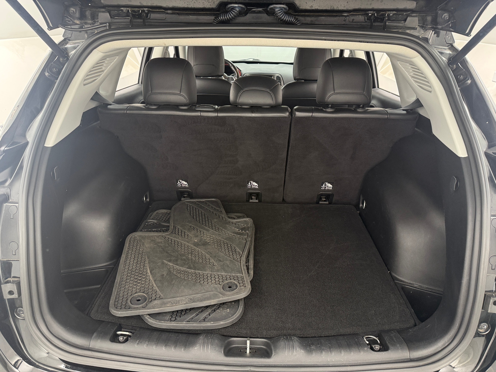 Thumbnail: 2017 Jeep Compass - 7