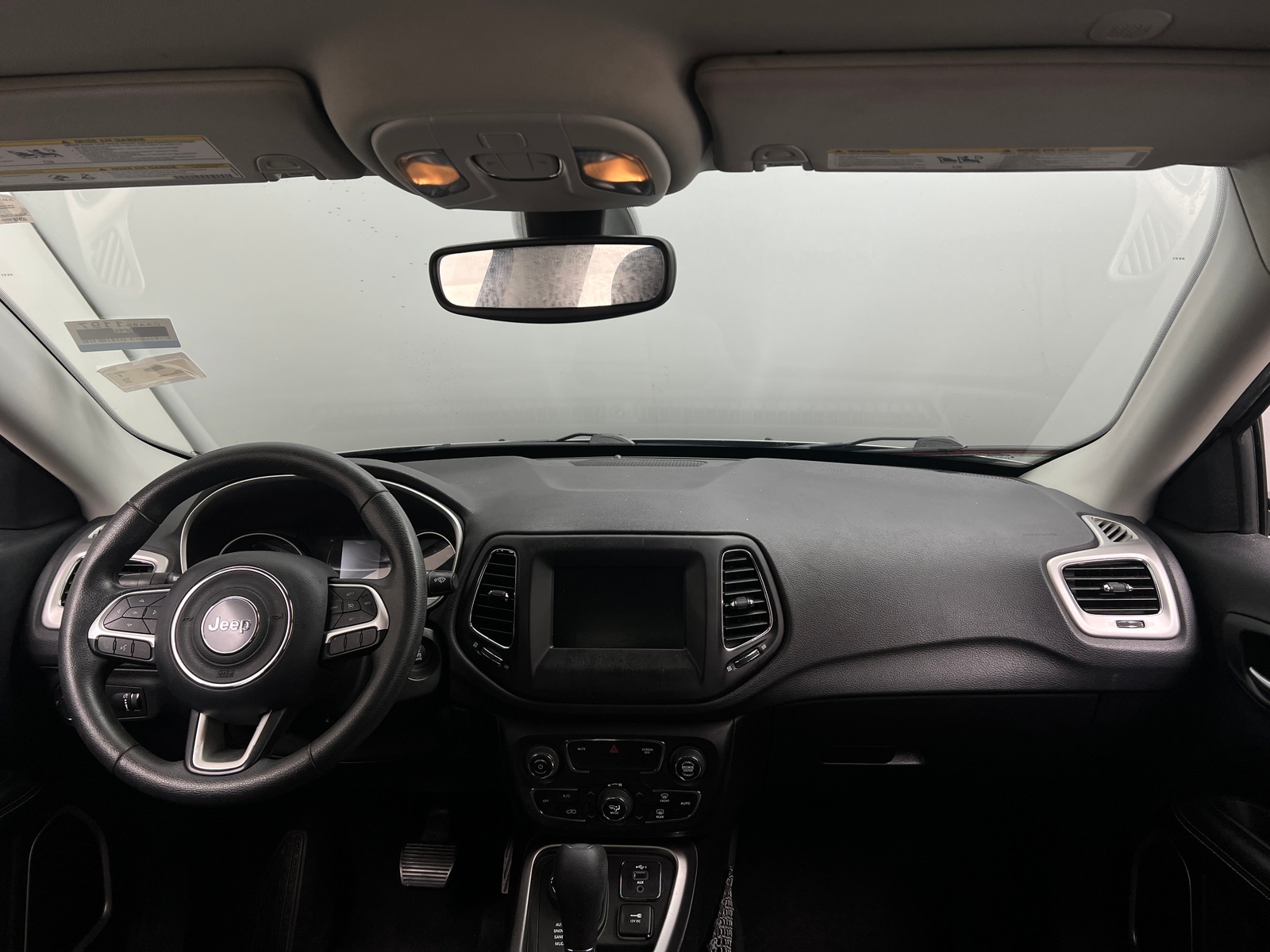 Thumbnail: 2020 Jeep Compass - 3